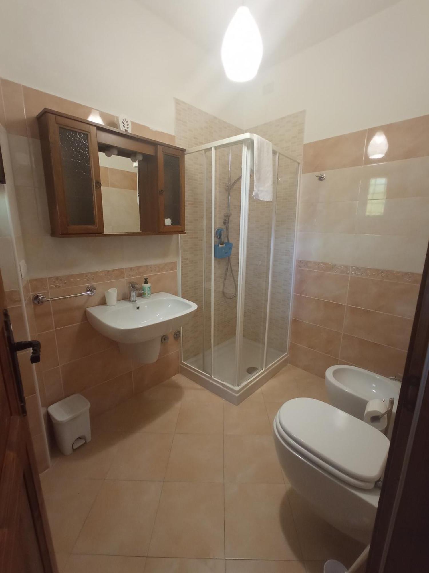 Double Room Private Bathroom