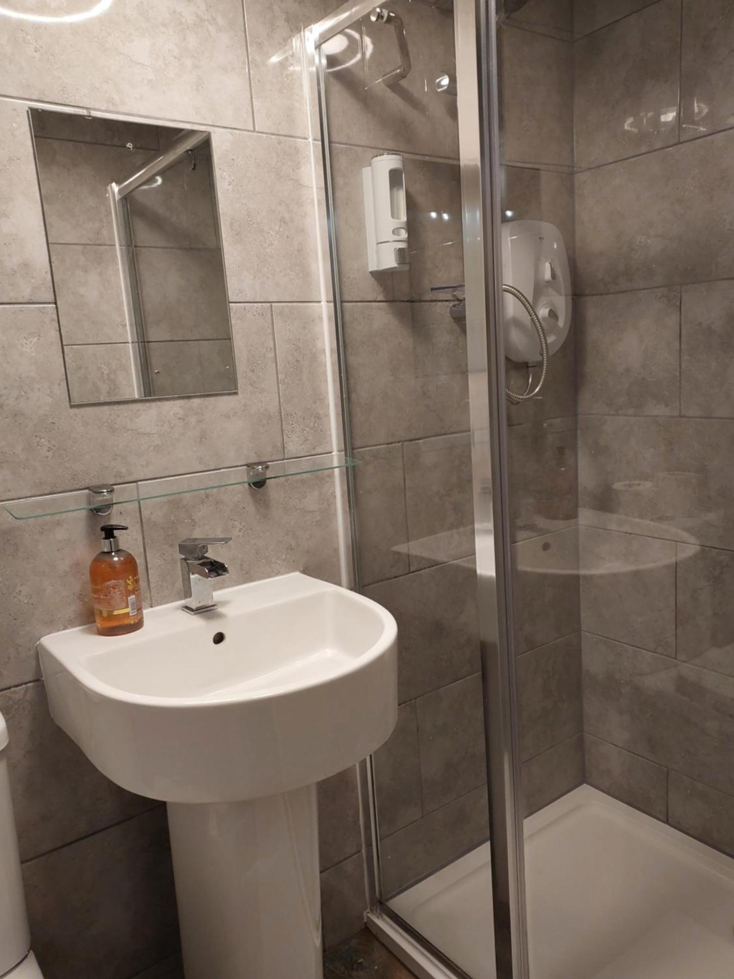 Budget Double Room,1586123131:JPEG