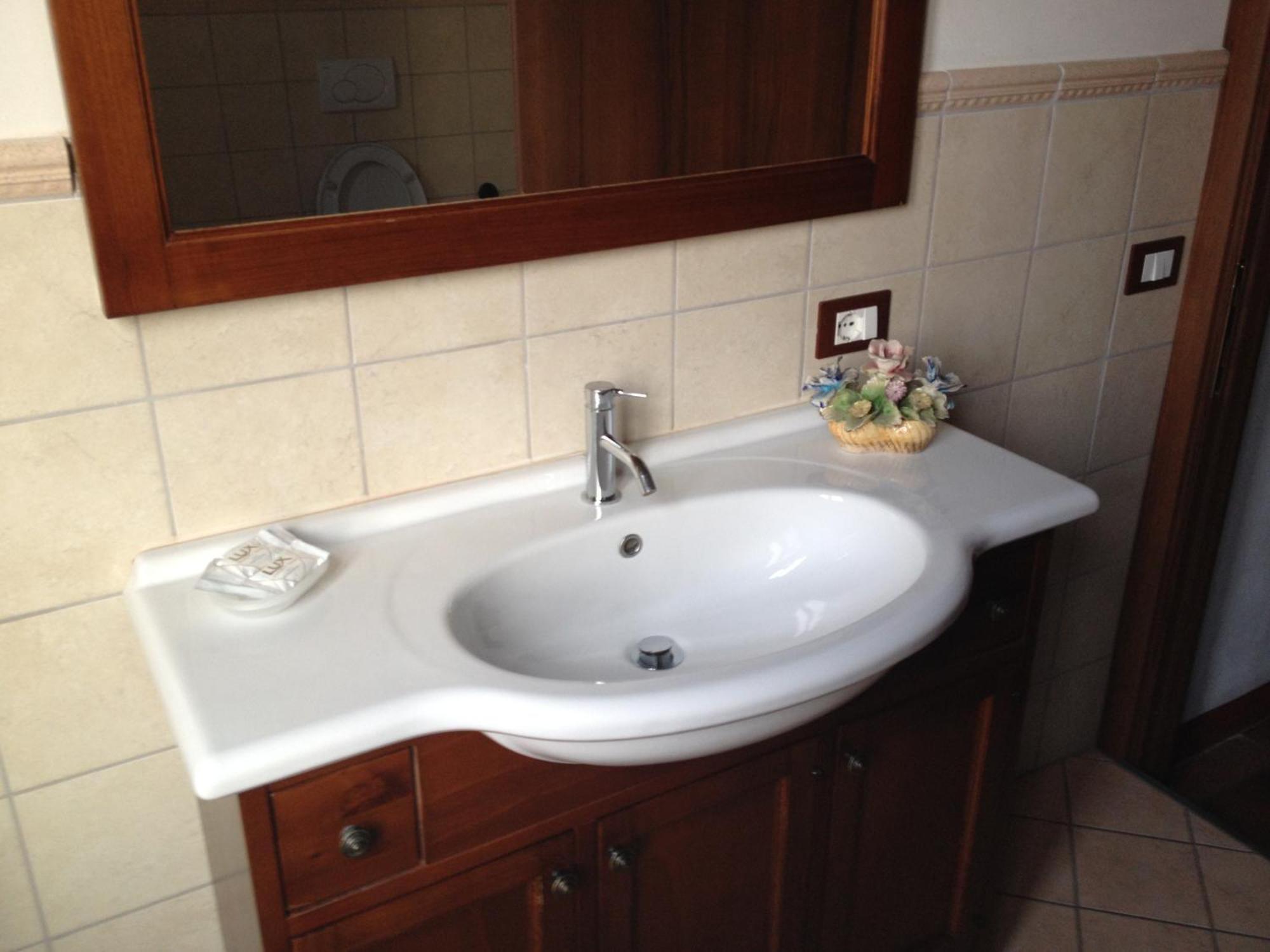 Double Room Private External Bathroom