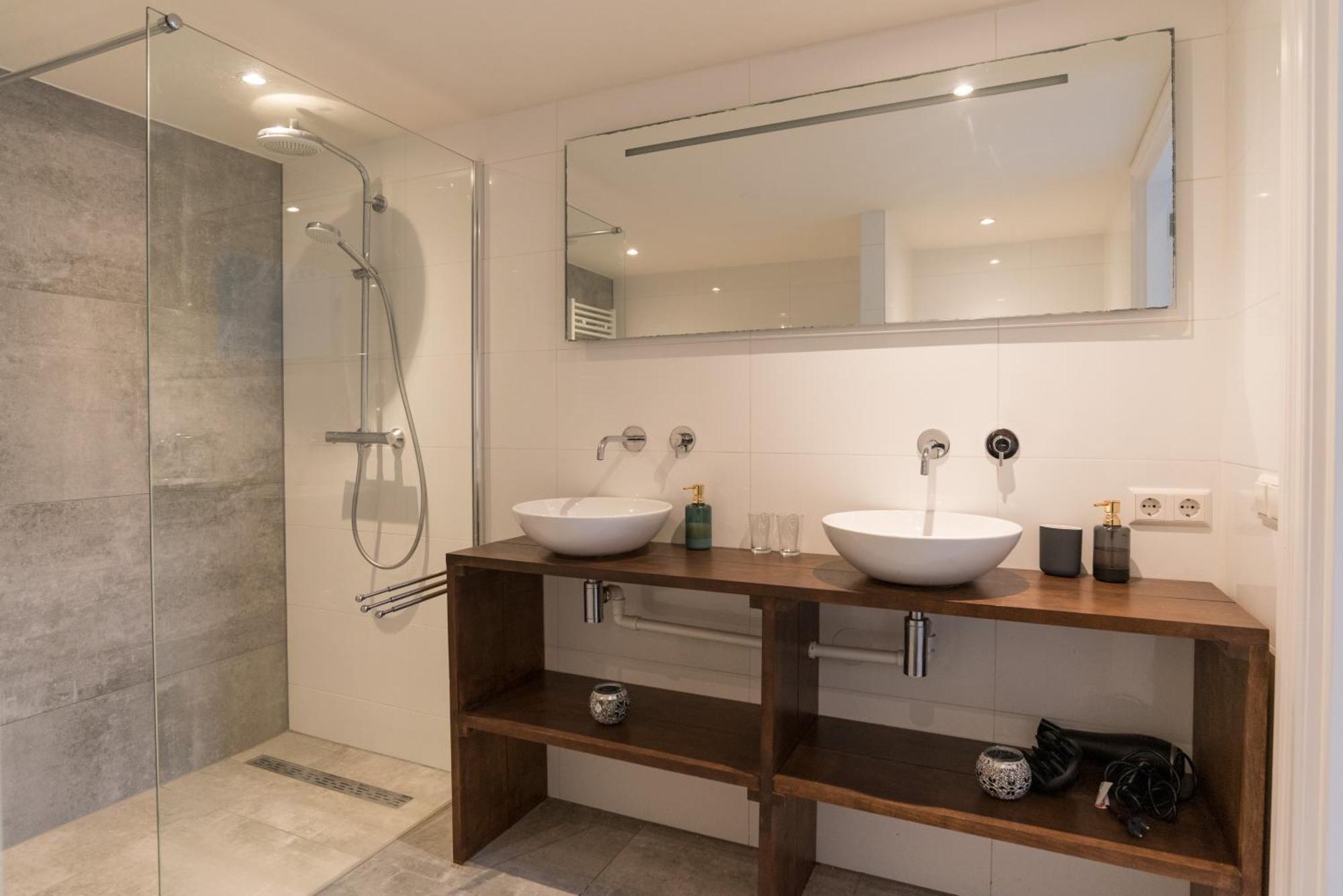 Deluxe Double Room with Bath (Smedestraat),1600588747:JPEG