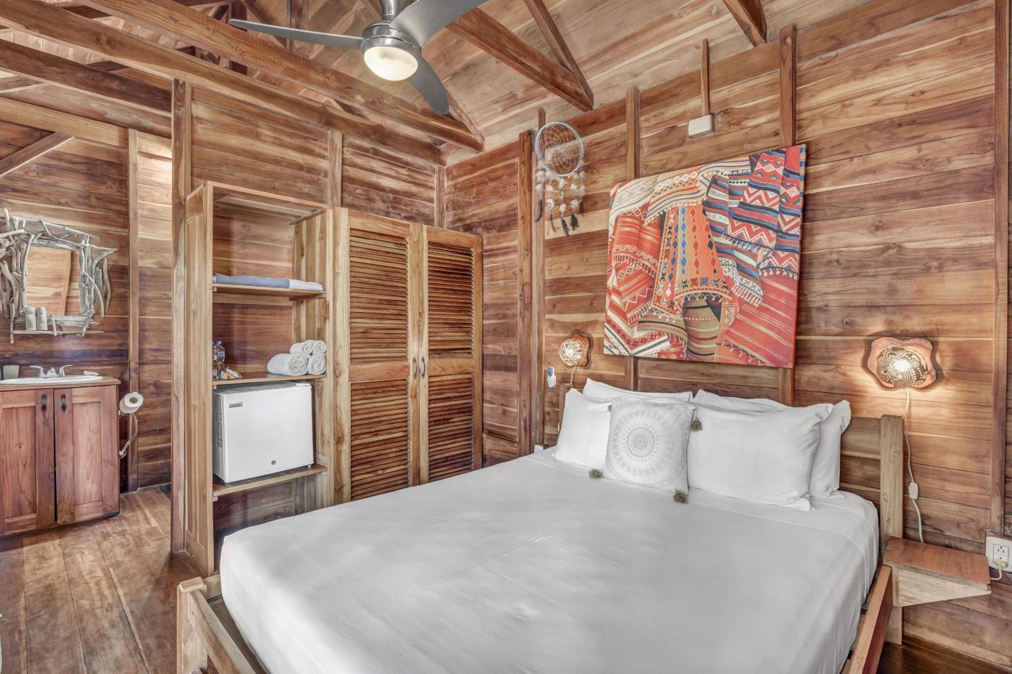 One-Bedroom Bungalow