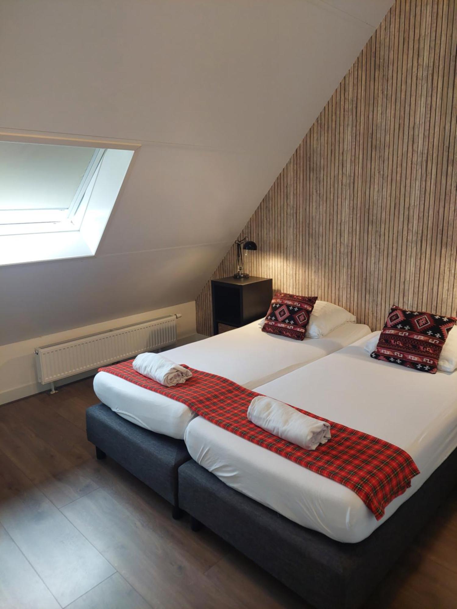 Deluxe Double Room with Shower,1609767564:JPEG