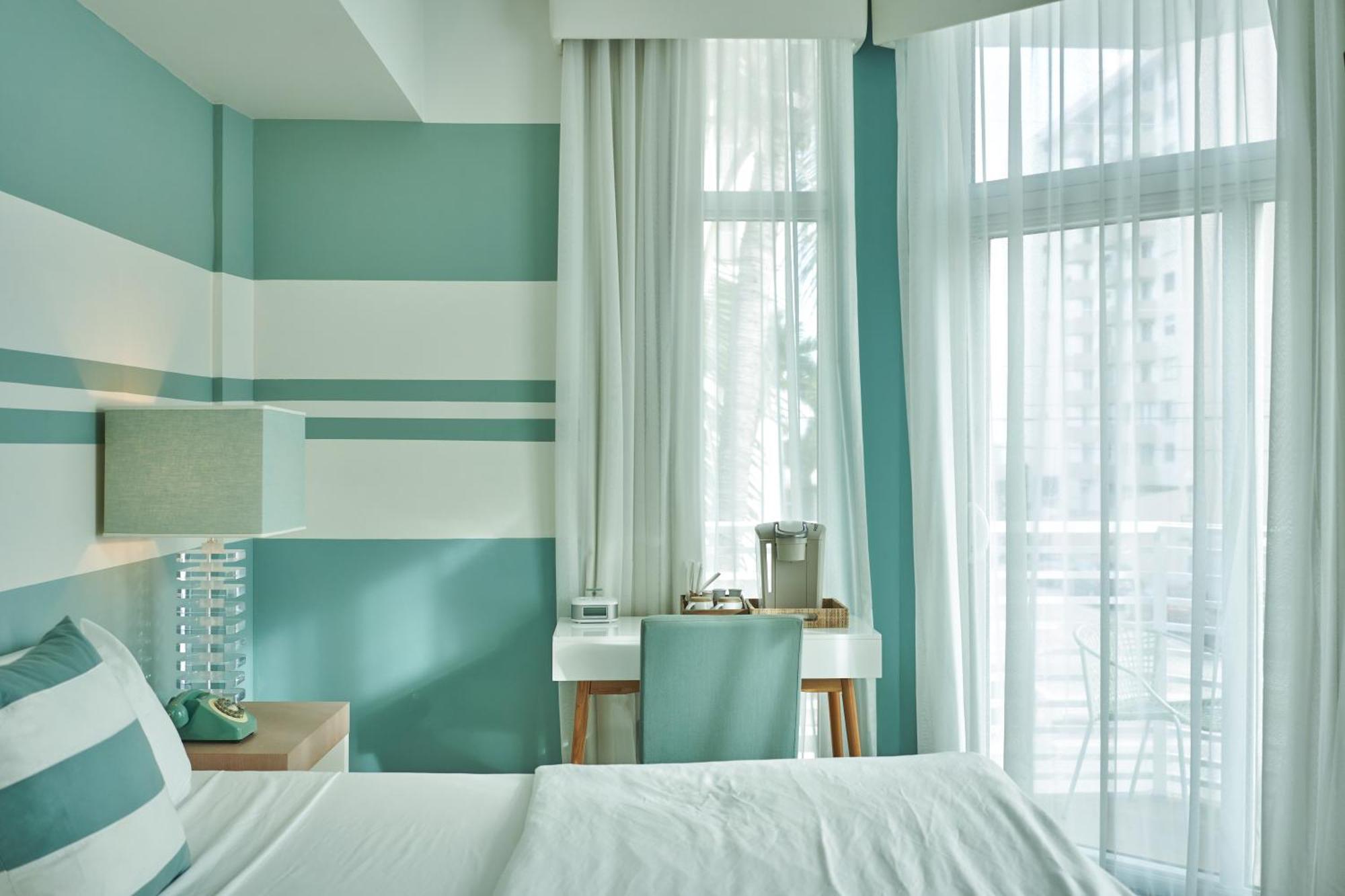 Grand Partial Ocean View King