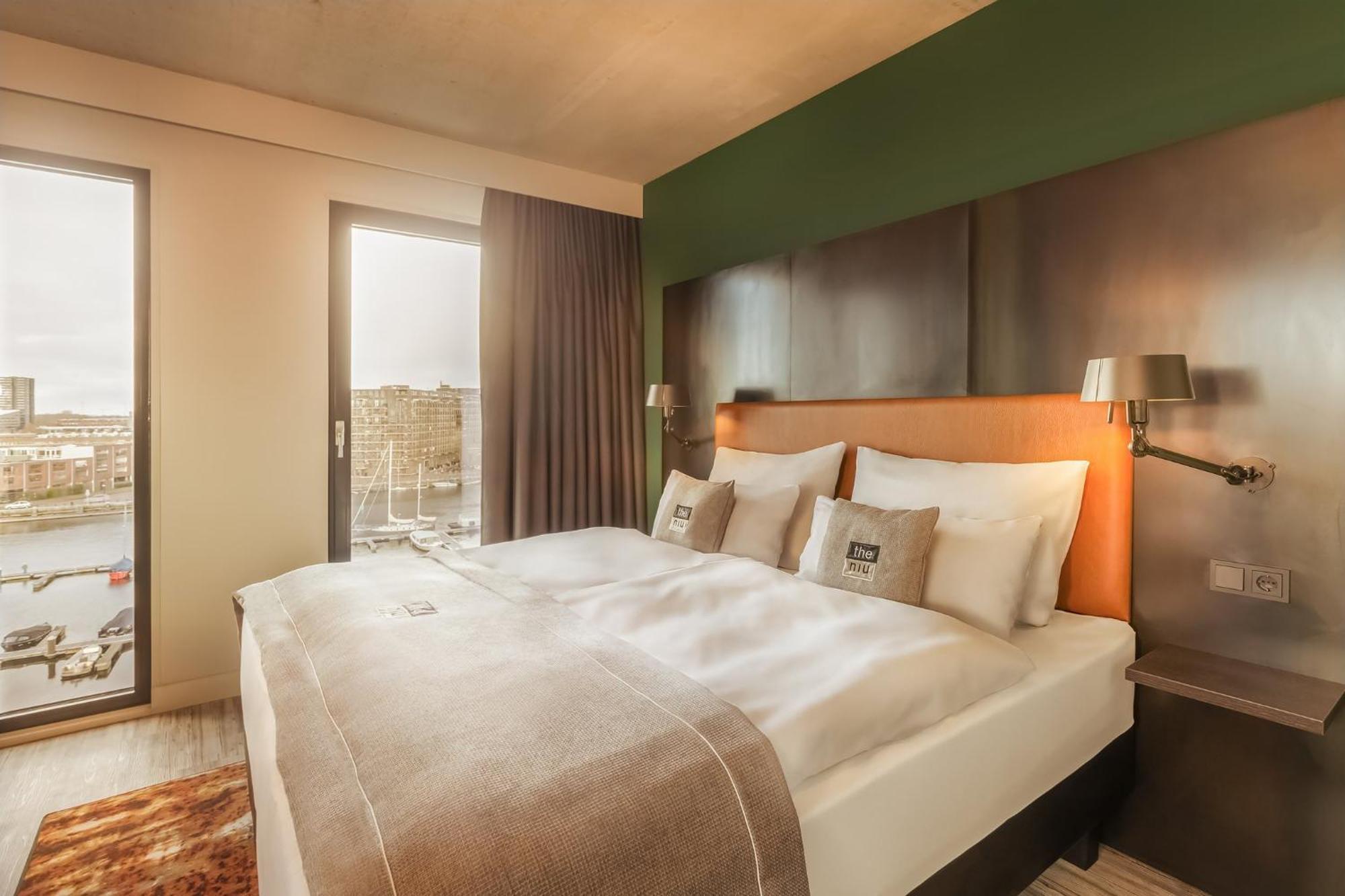 Premium Queen Room,1681787833:JPEG