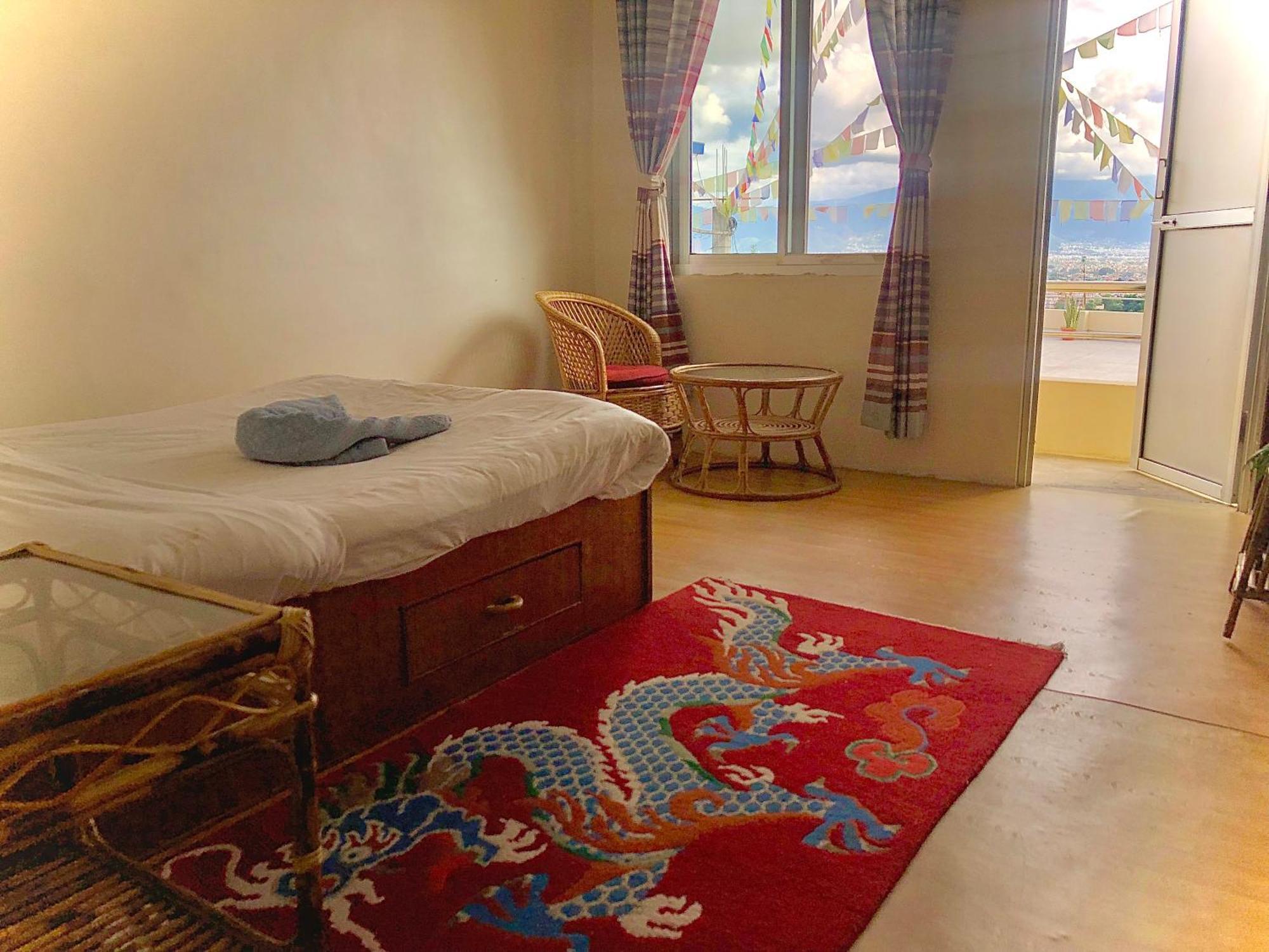 Double Room Private Bathroom