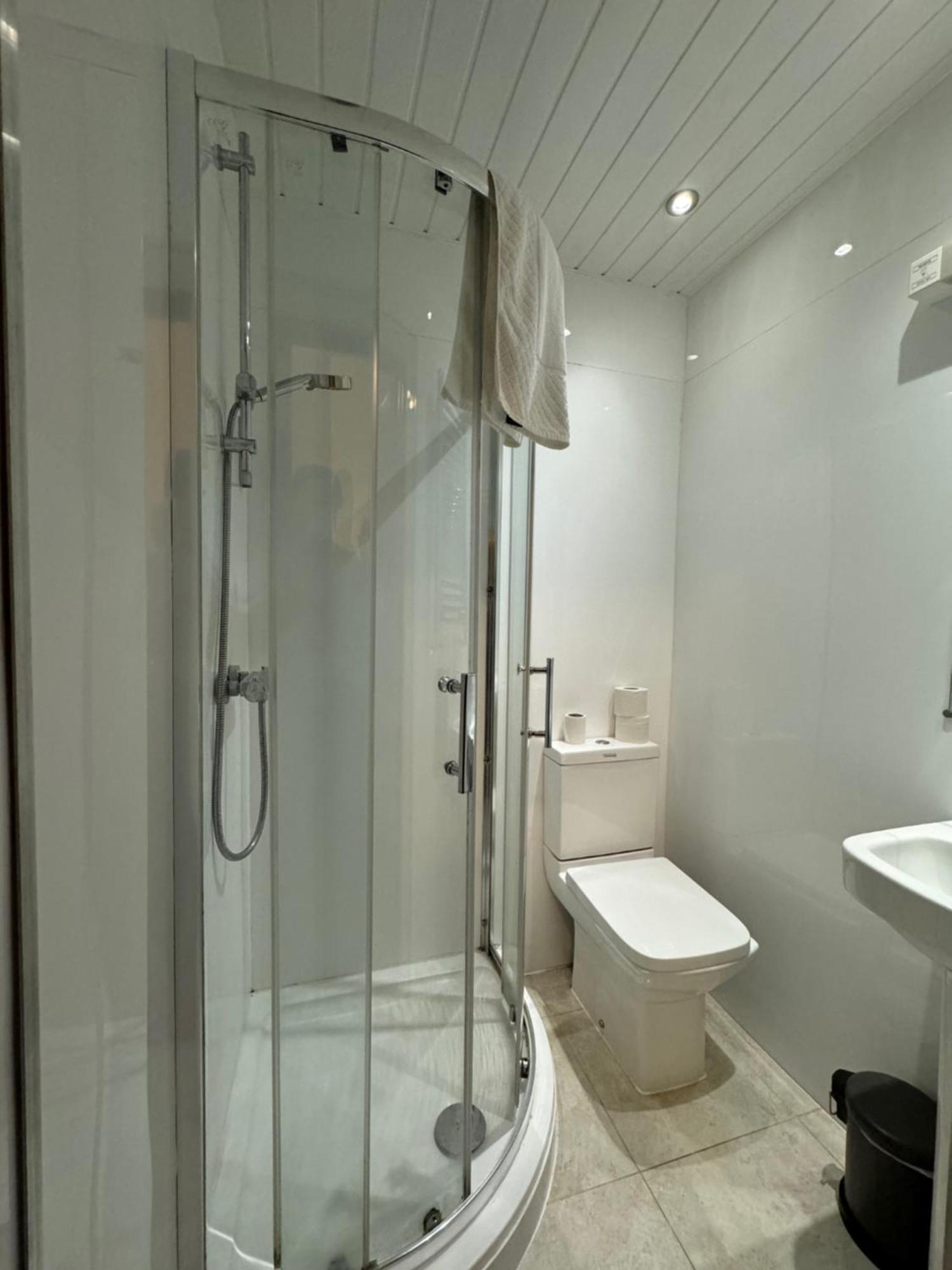 Quadruple Room with Private Bathroom,1636738059:JPEG