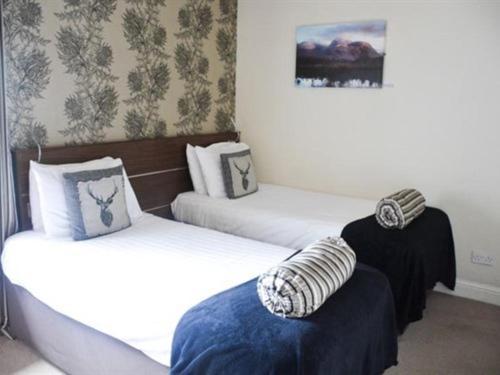 Tweepersoonskamer met 1 of 2 Bedden en Eigen Badkamer