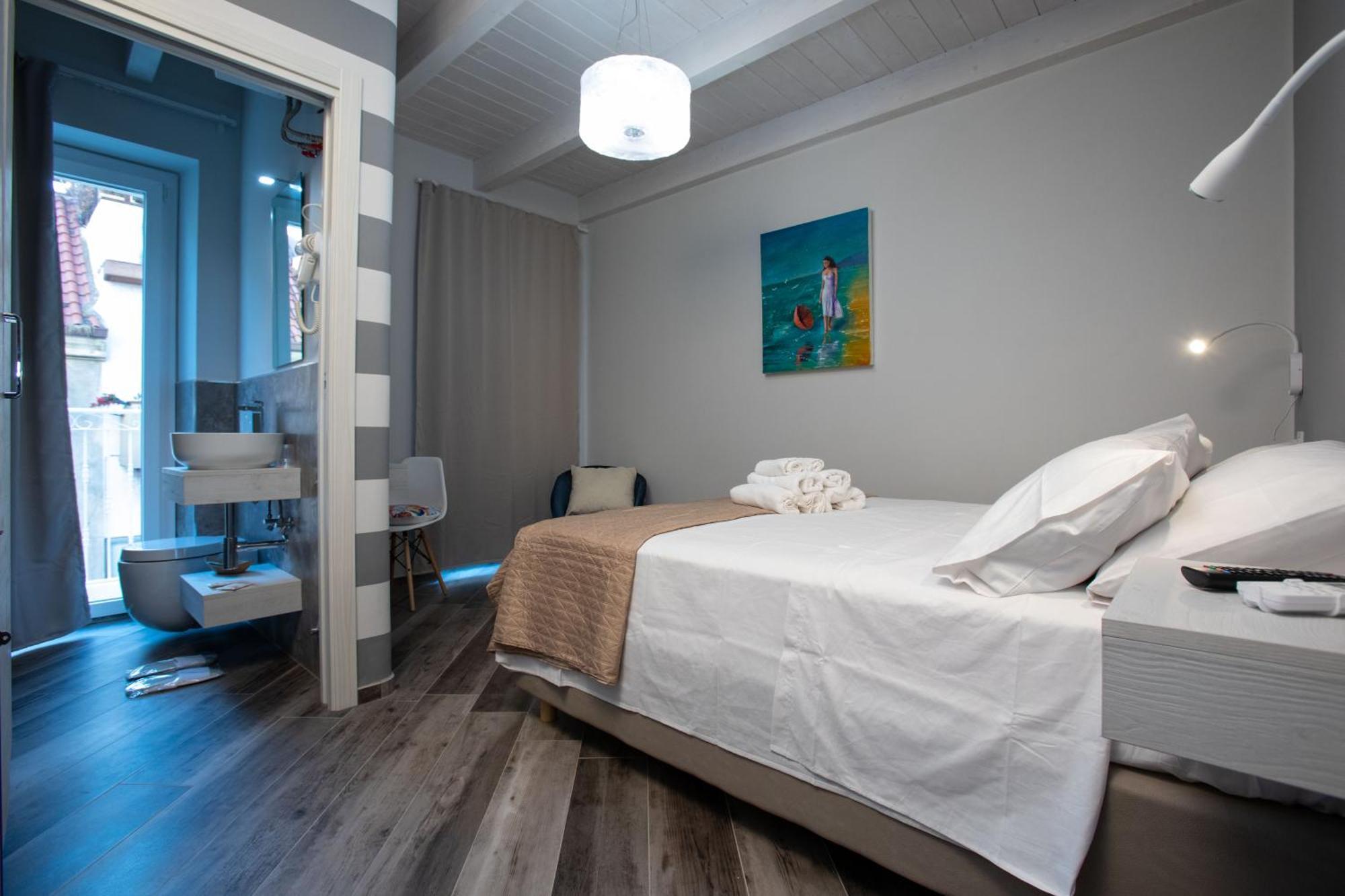 Deluxe Double Room Balcony