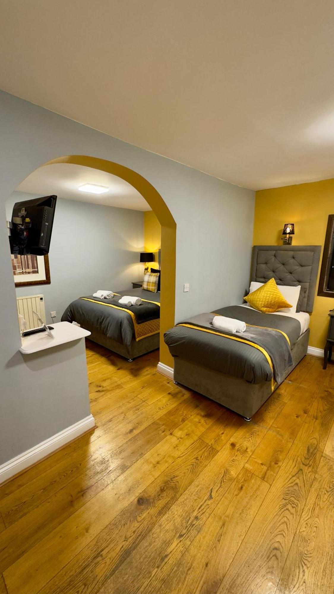 Standard Quadruple Room