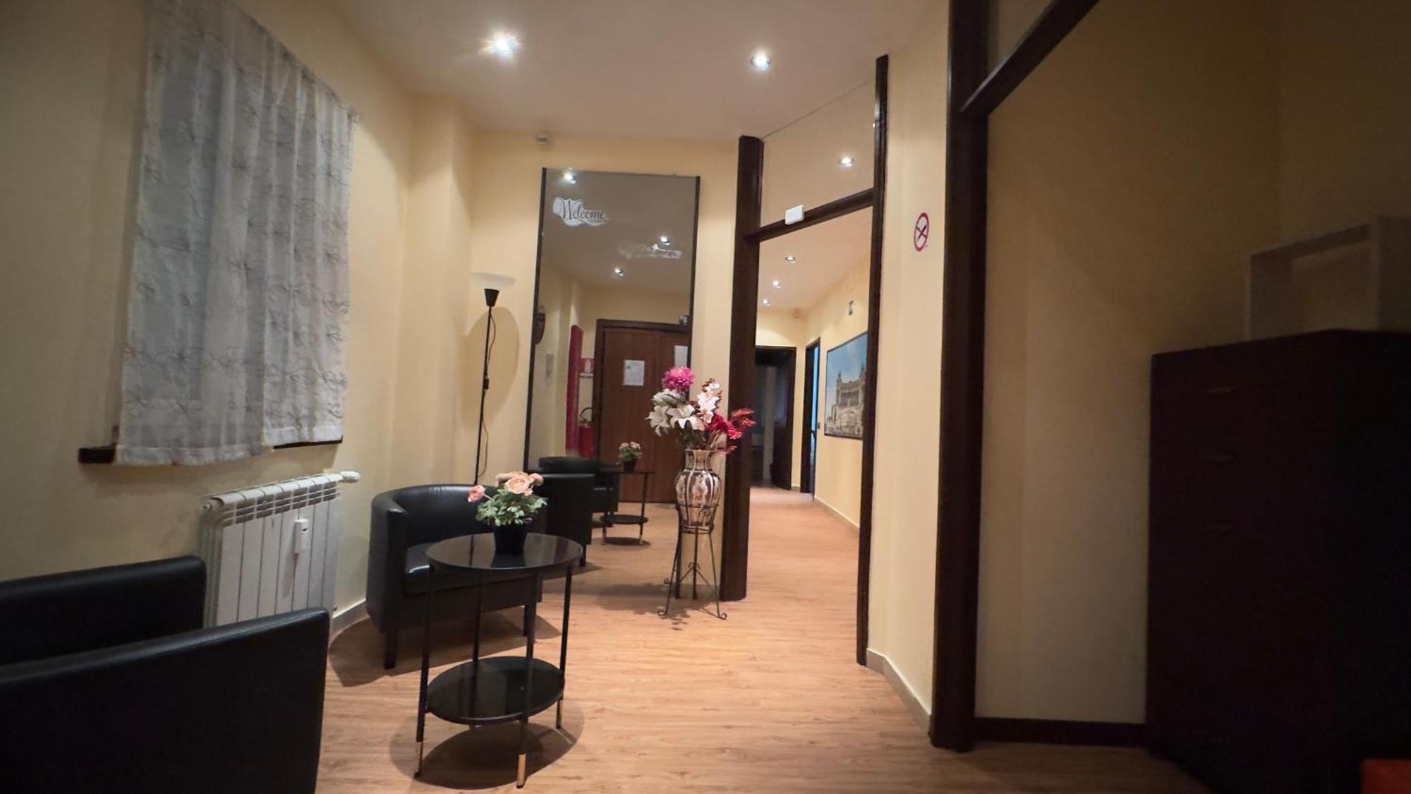 Double Room Private External Bathroom