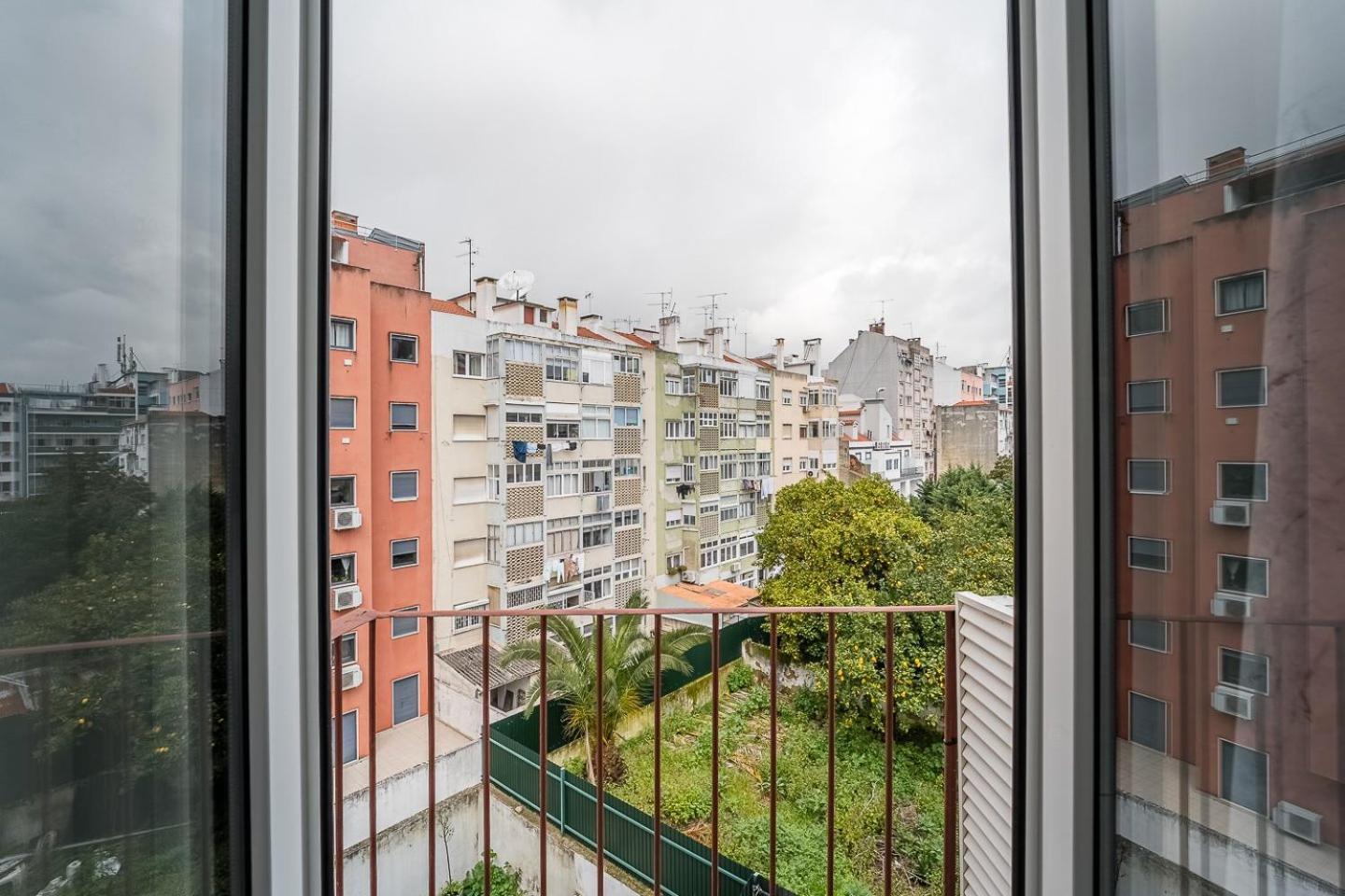 Twin Room with Balcony,1654204647:JPEG