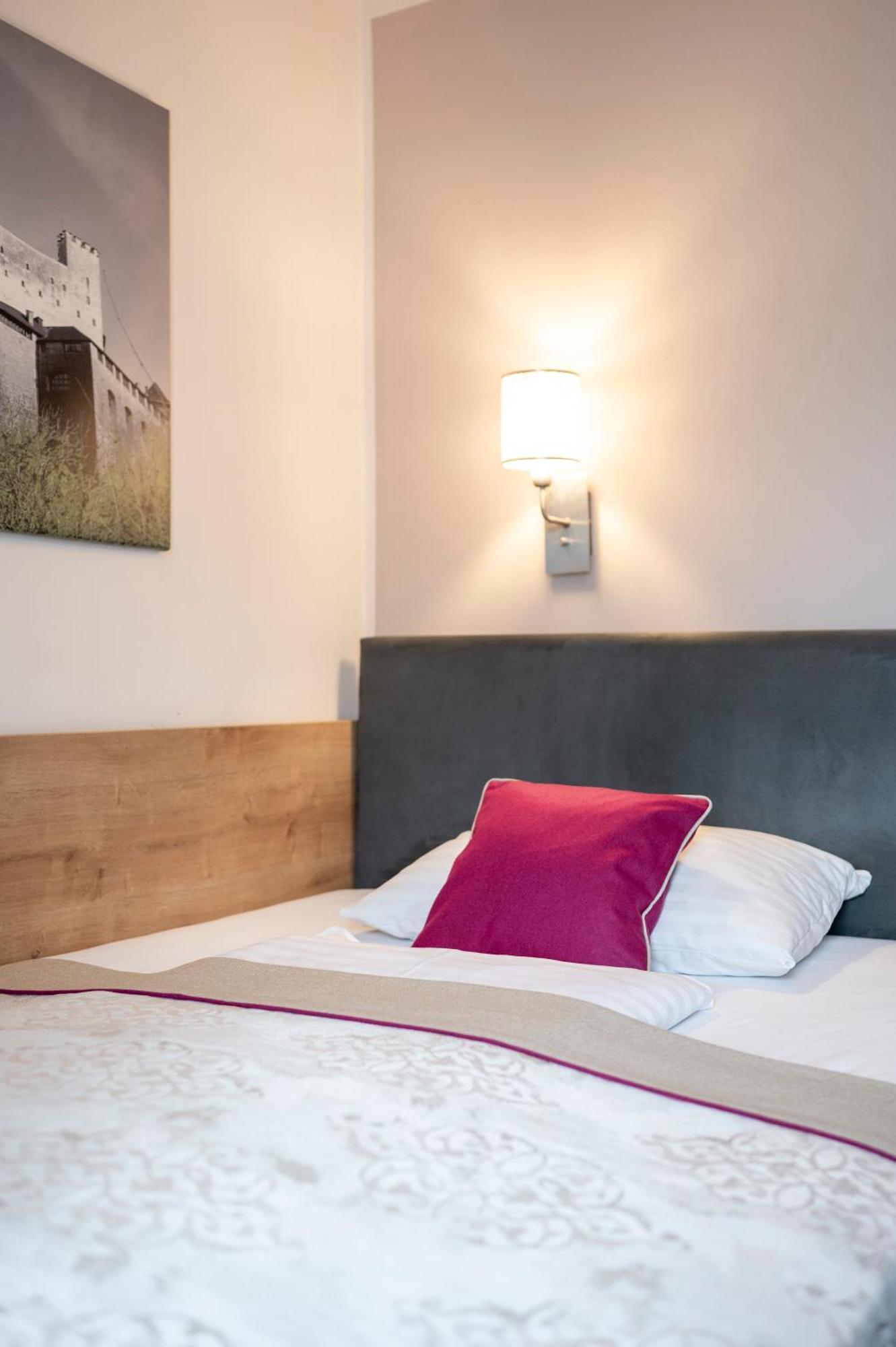 Single Room,1654259720:JPEG