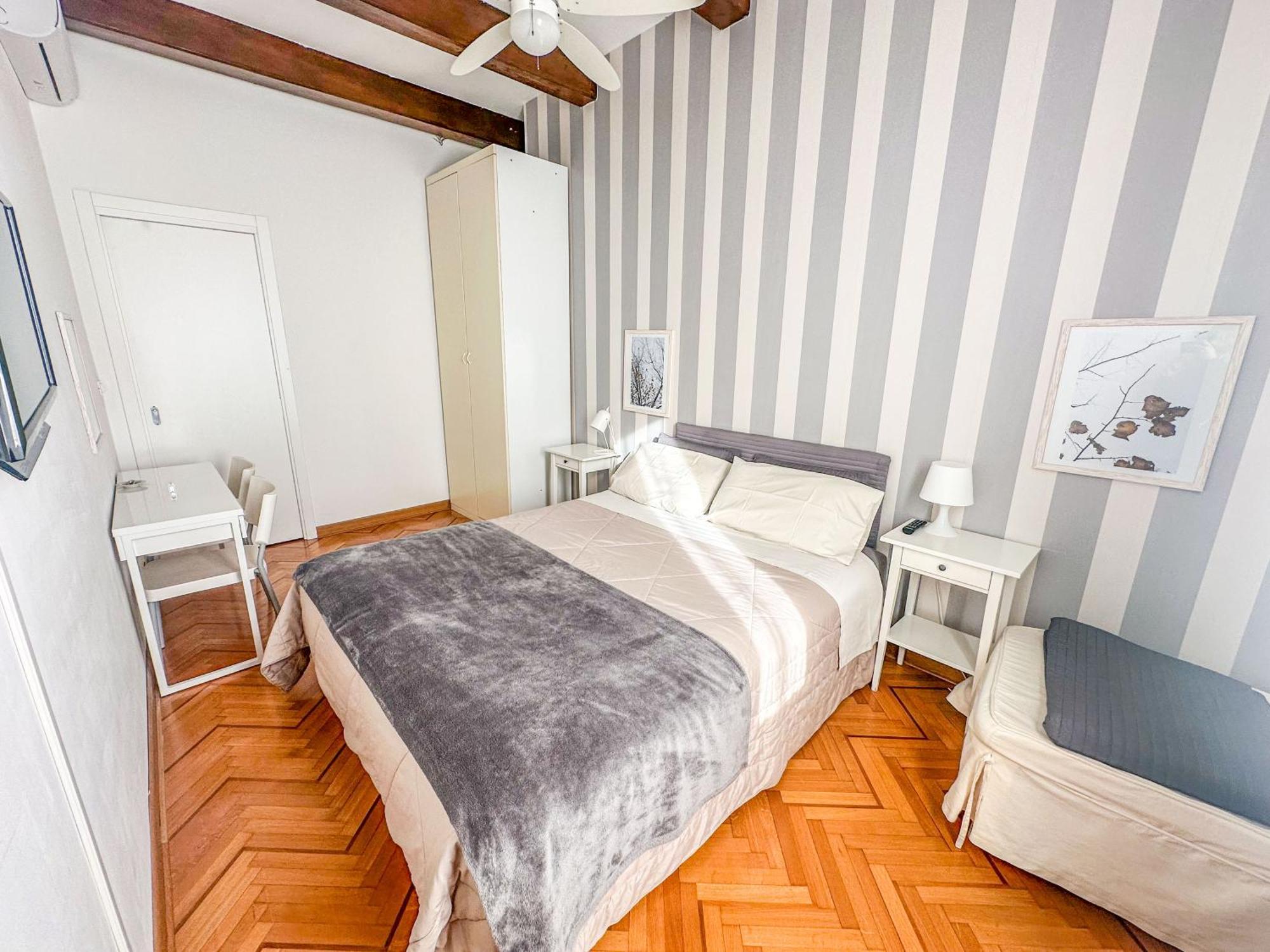 Double Room with Private Bathroom,1658820802:JPEG