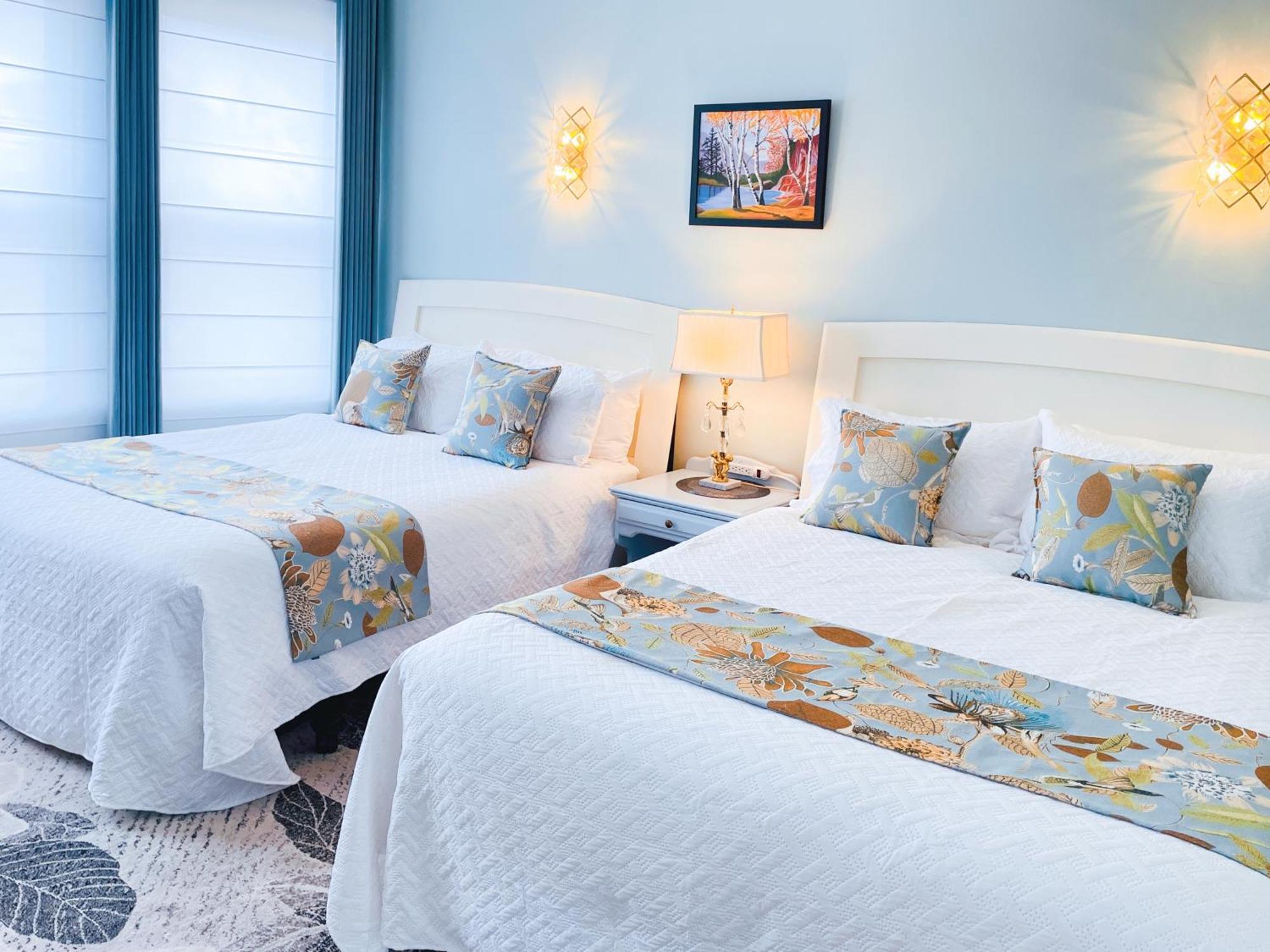 Queen Room Two Queen Beds