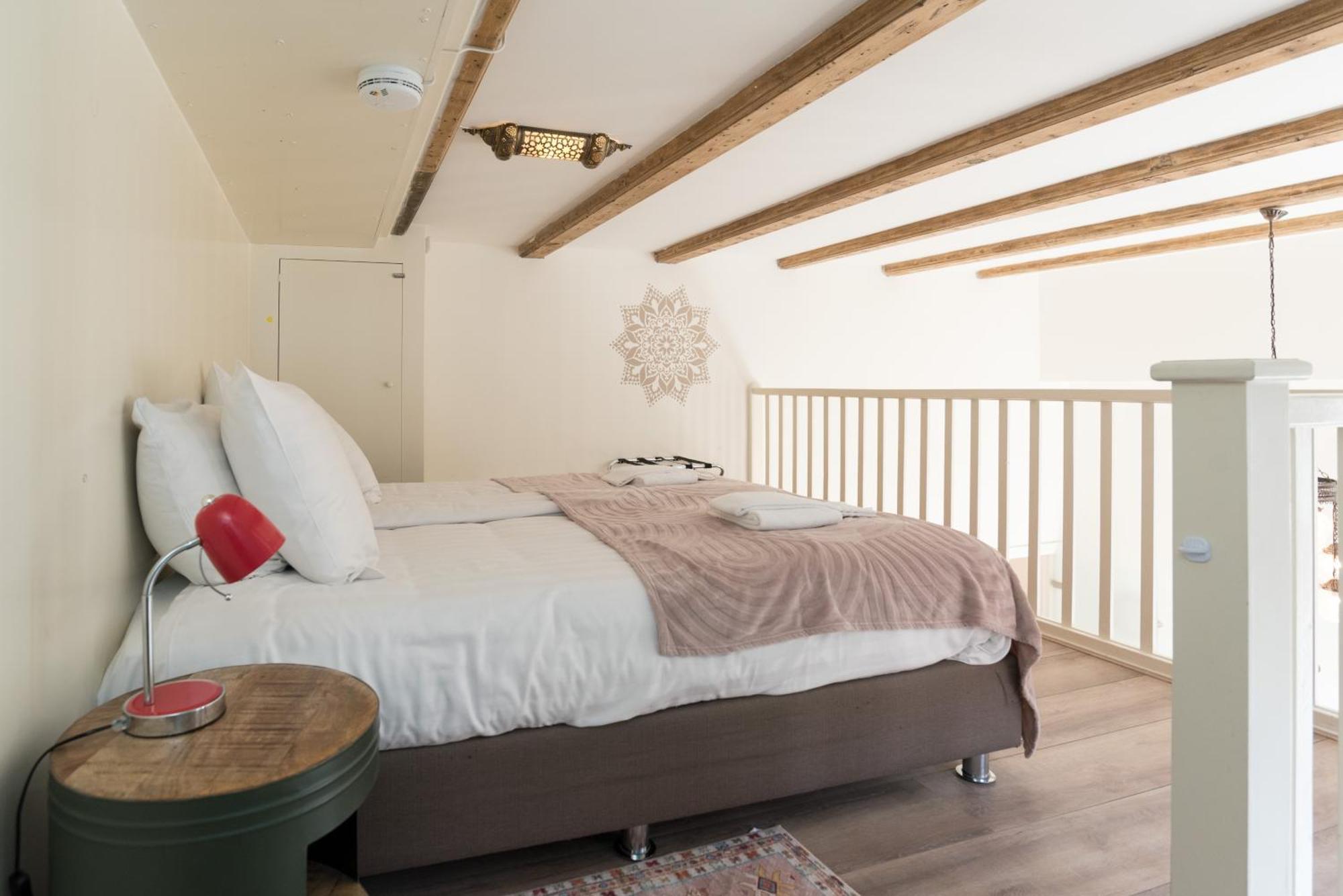 Deluxe Studio (Smedestraat),1661666296:JPEG