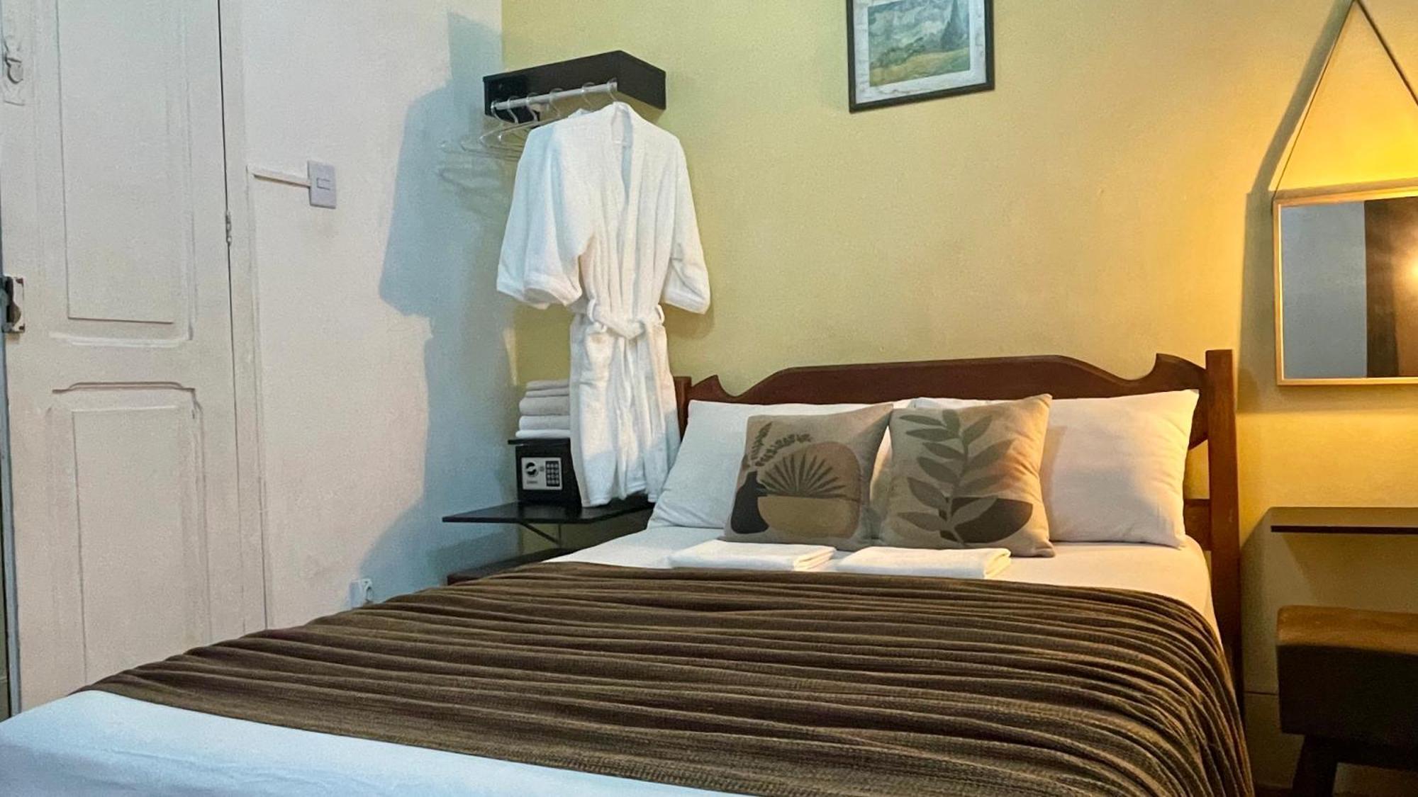 Double Room Shared Toilet