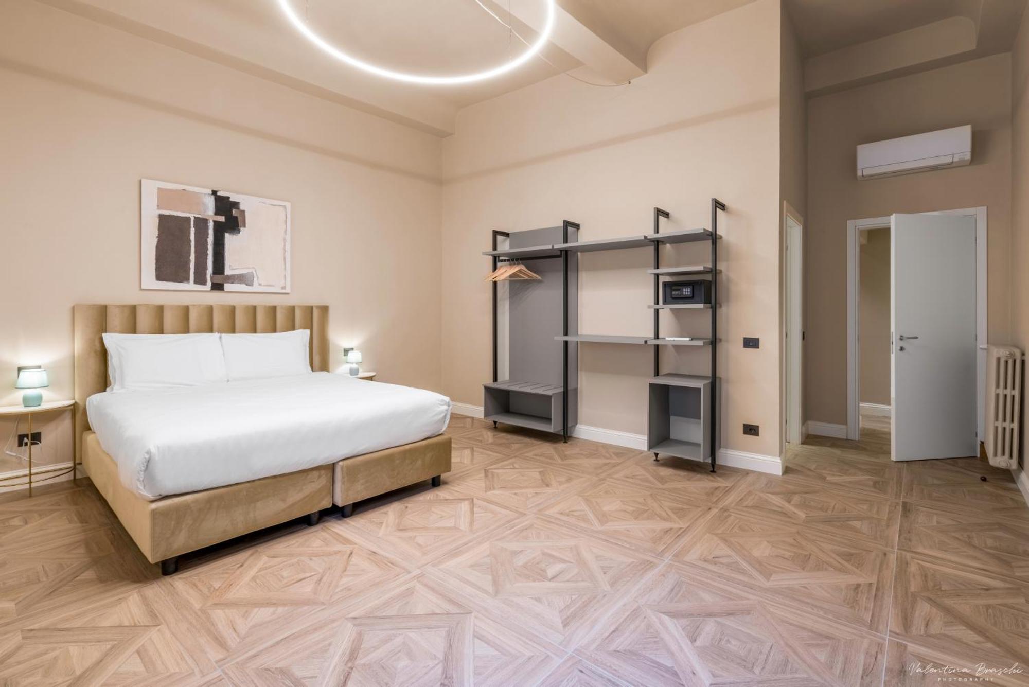 Three-Bedroom Deluxe Apartment