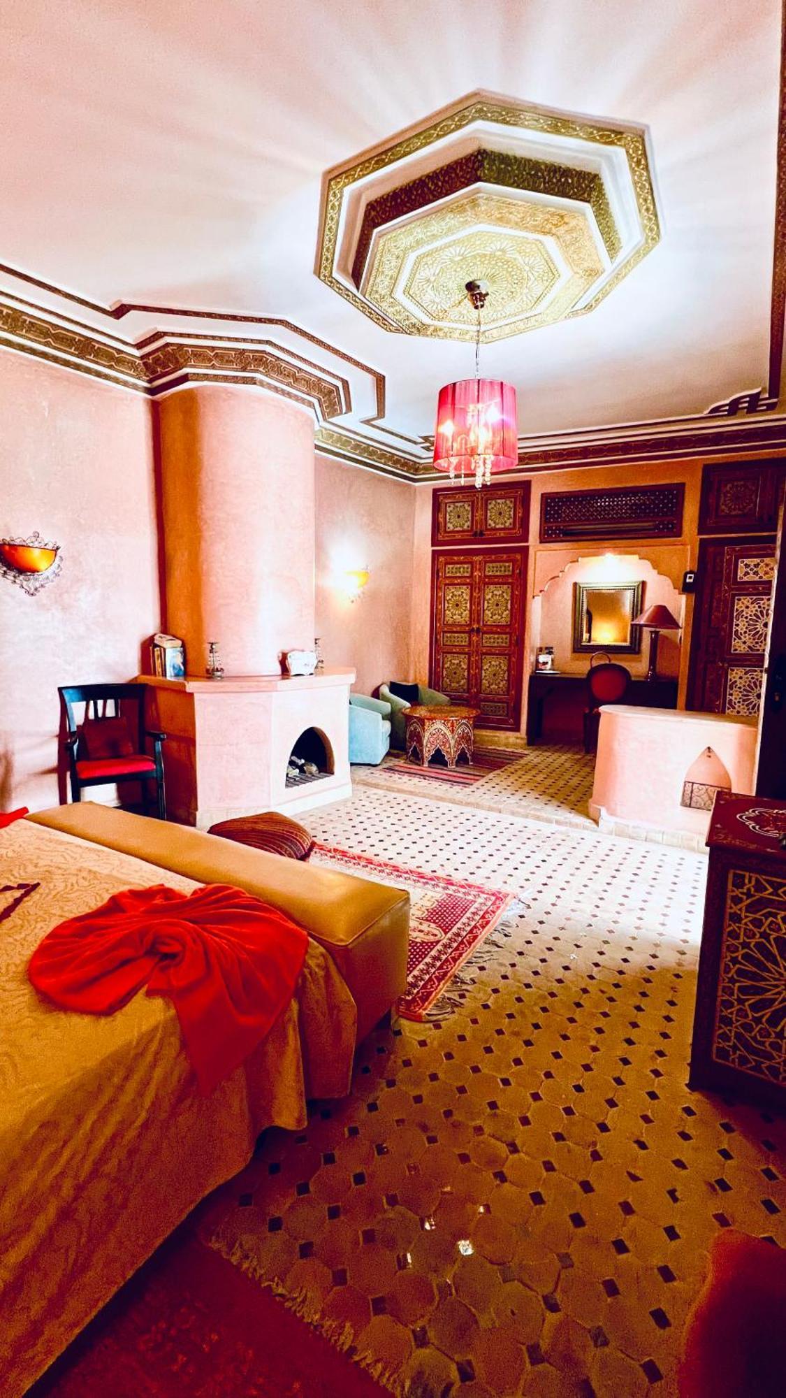 Paprika Junior Suite