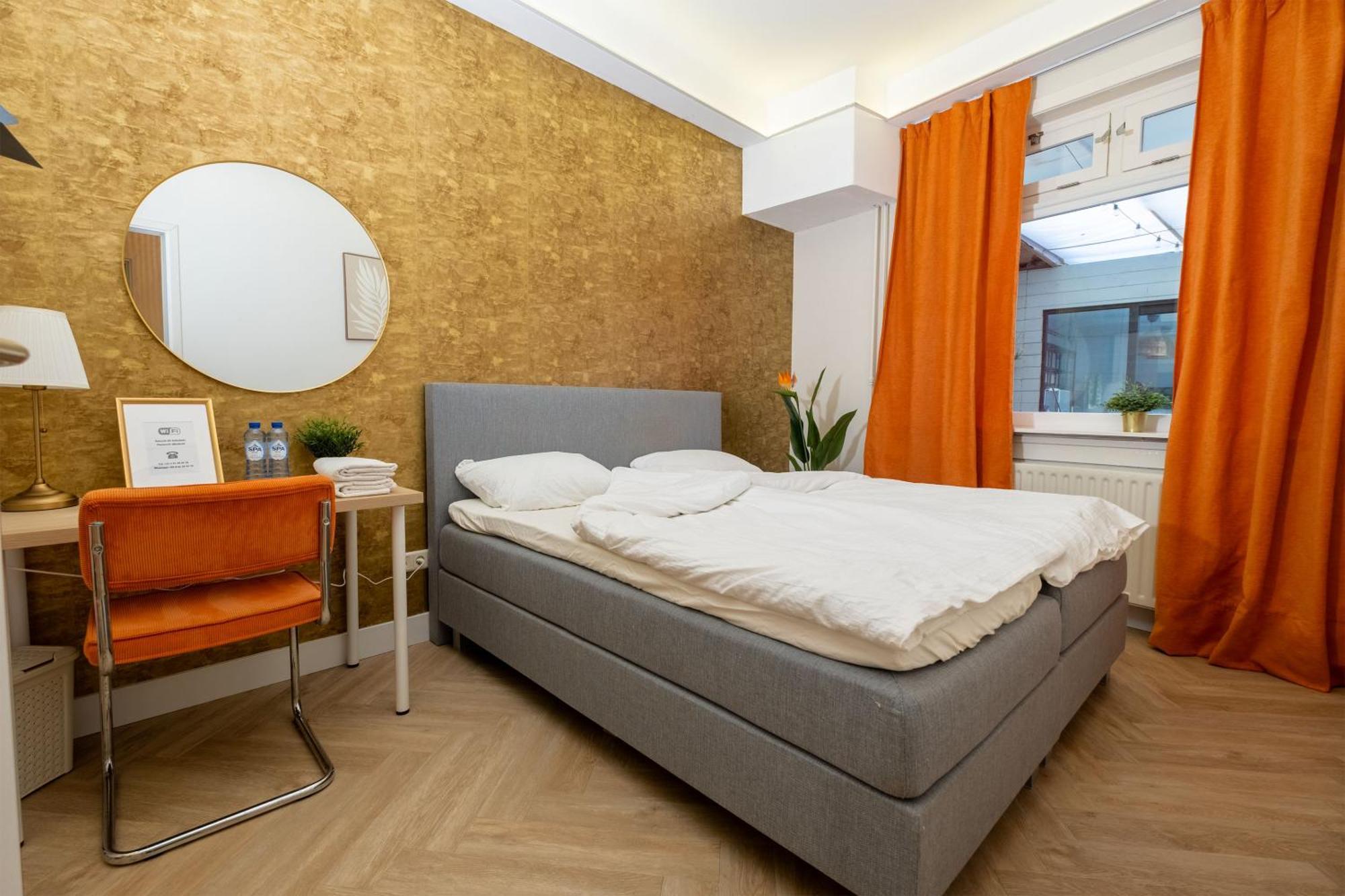 Large Double Room