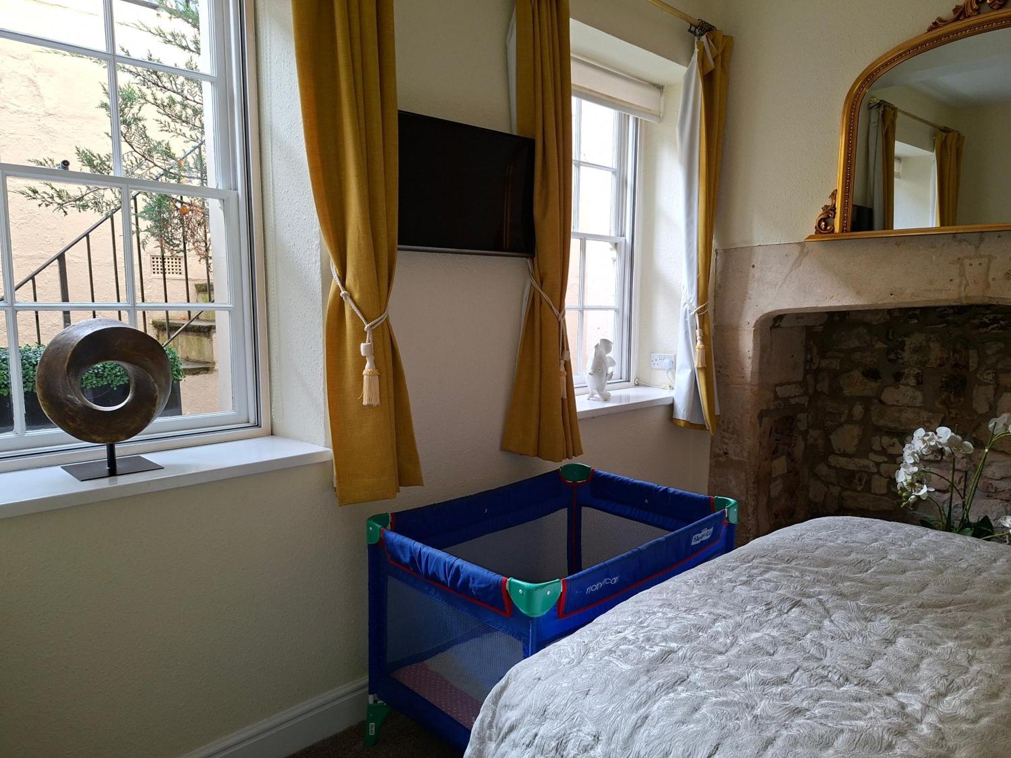 King Room Bath