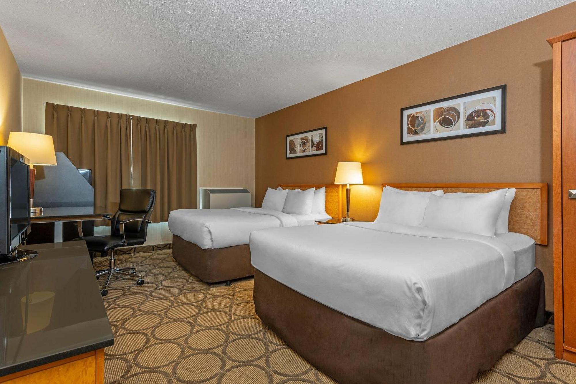Standard Queen Room with Two Queen Beds