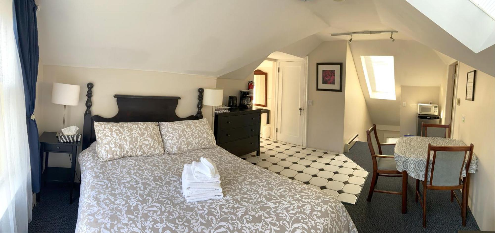 Queen Suite