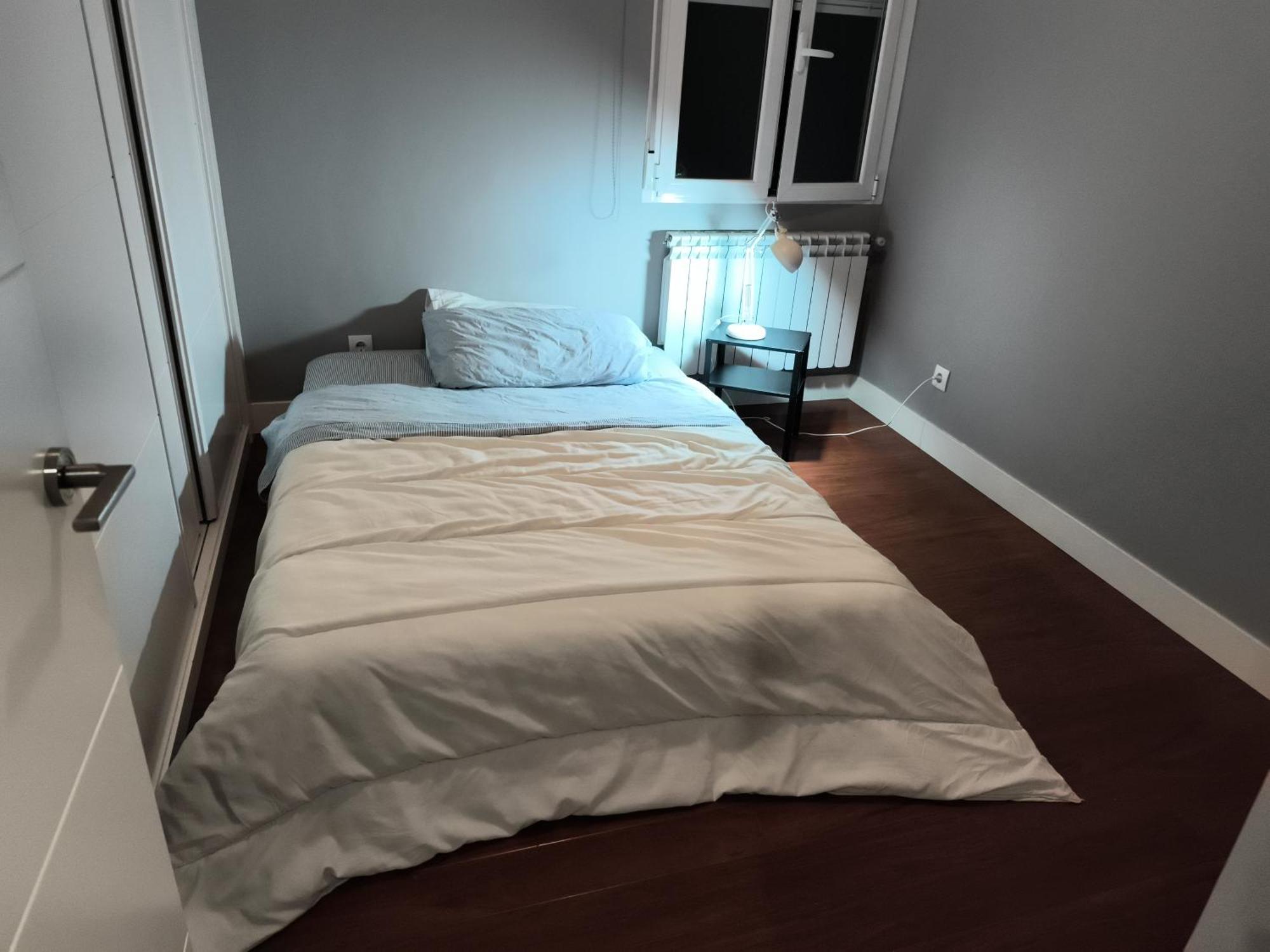 Single Room men only