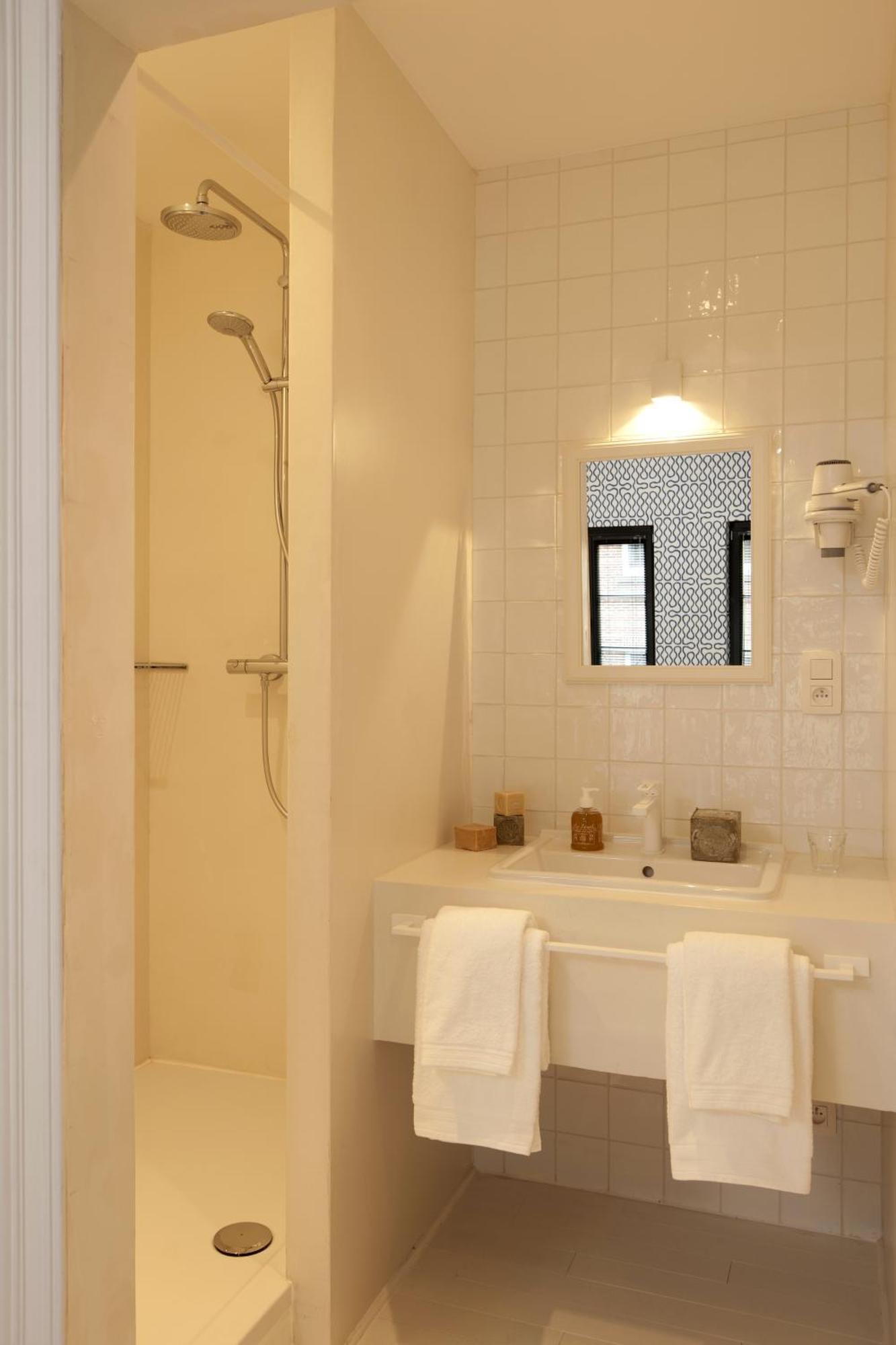 Chambre Double avec Salle de Bains Privative