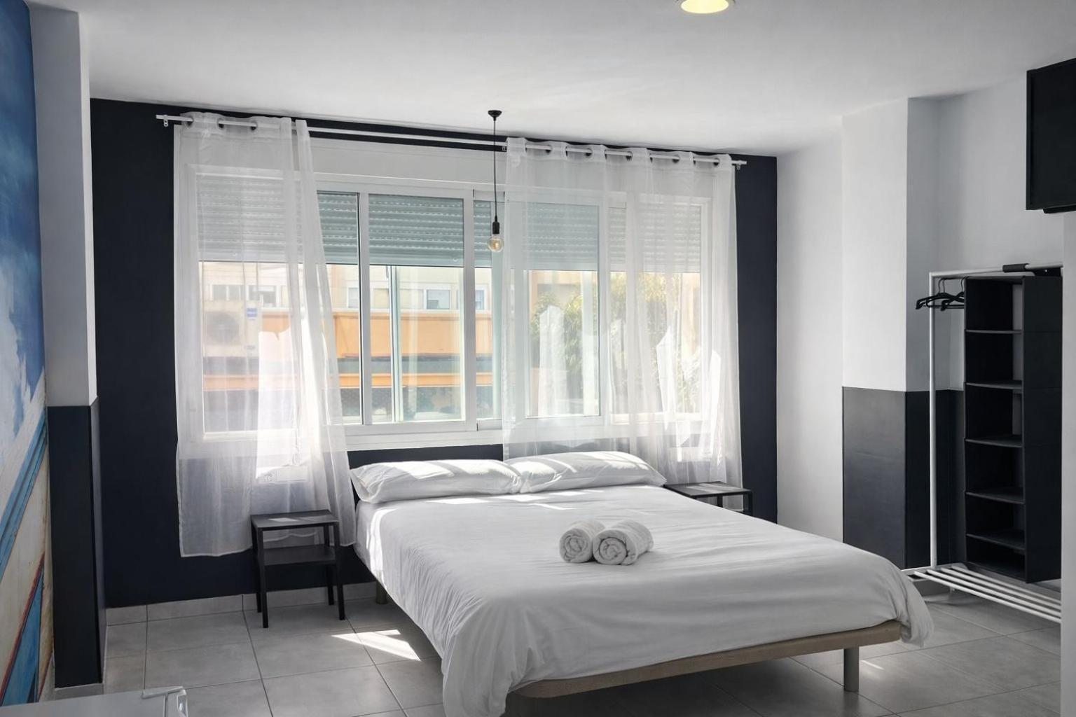 Double Room Private Bathroom