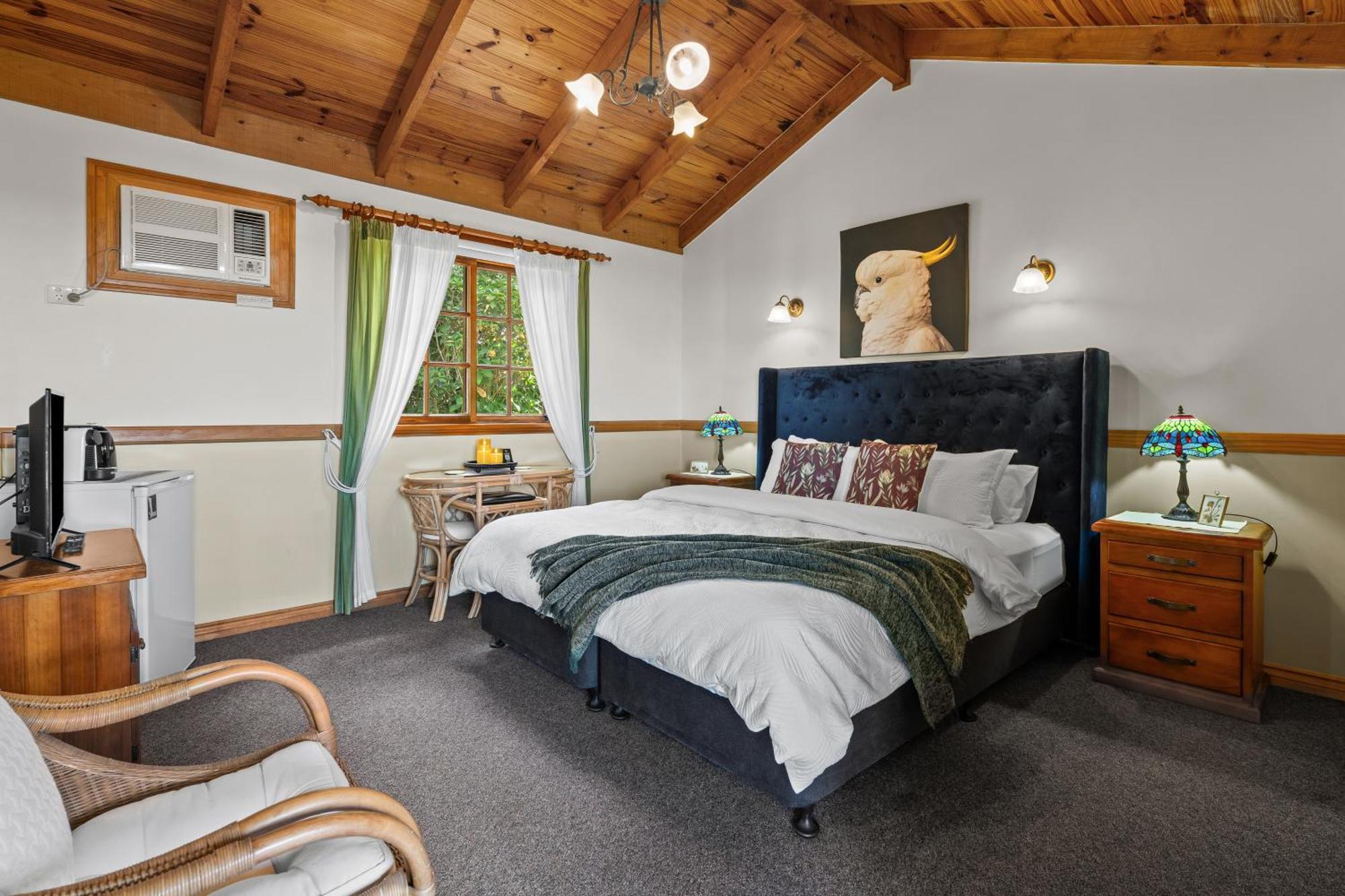 Cockatoo Room