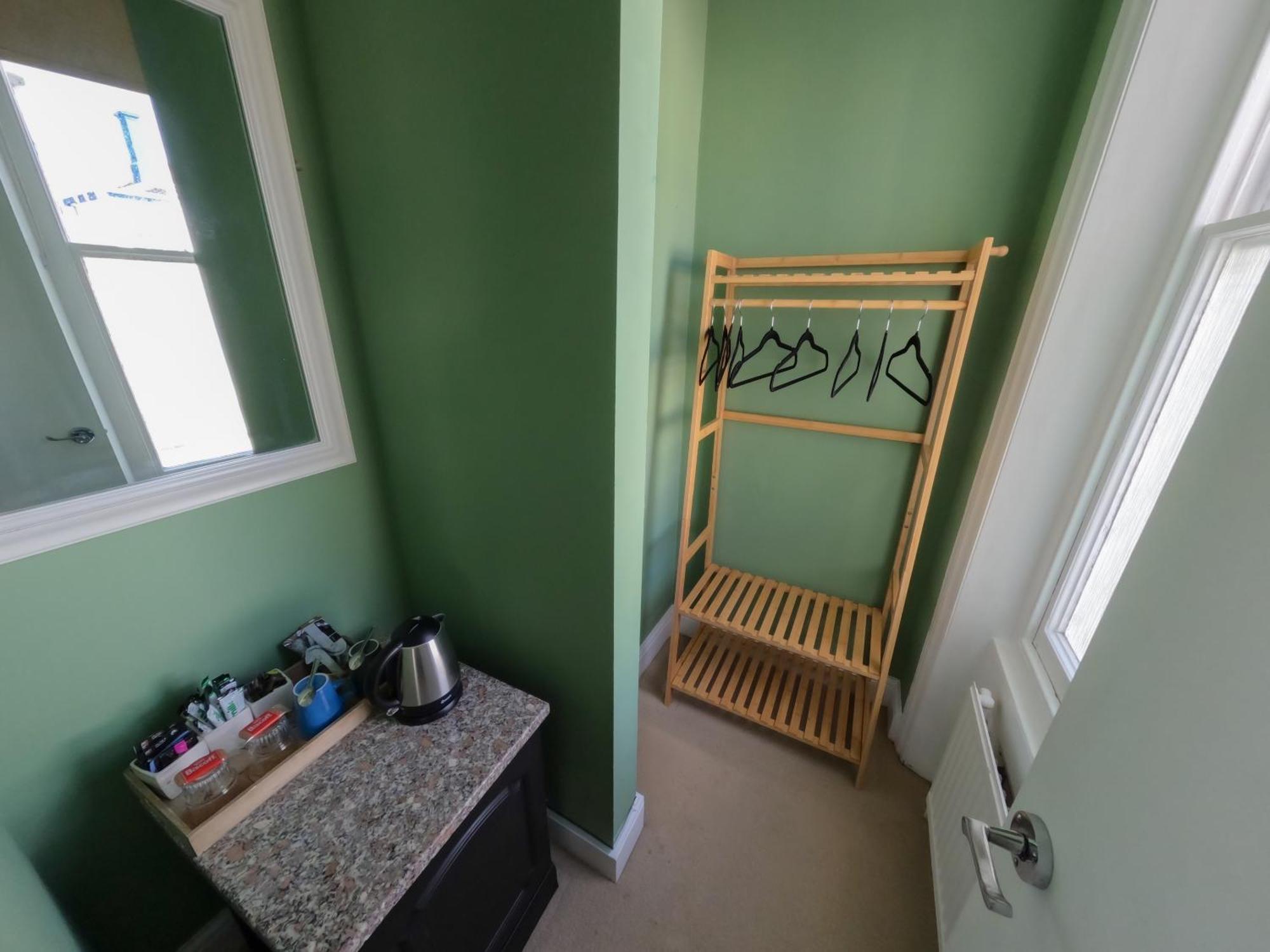 Double or Twin Room Private Bathroom