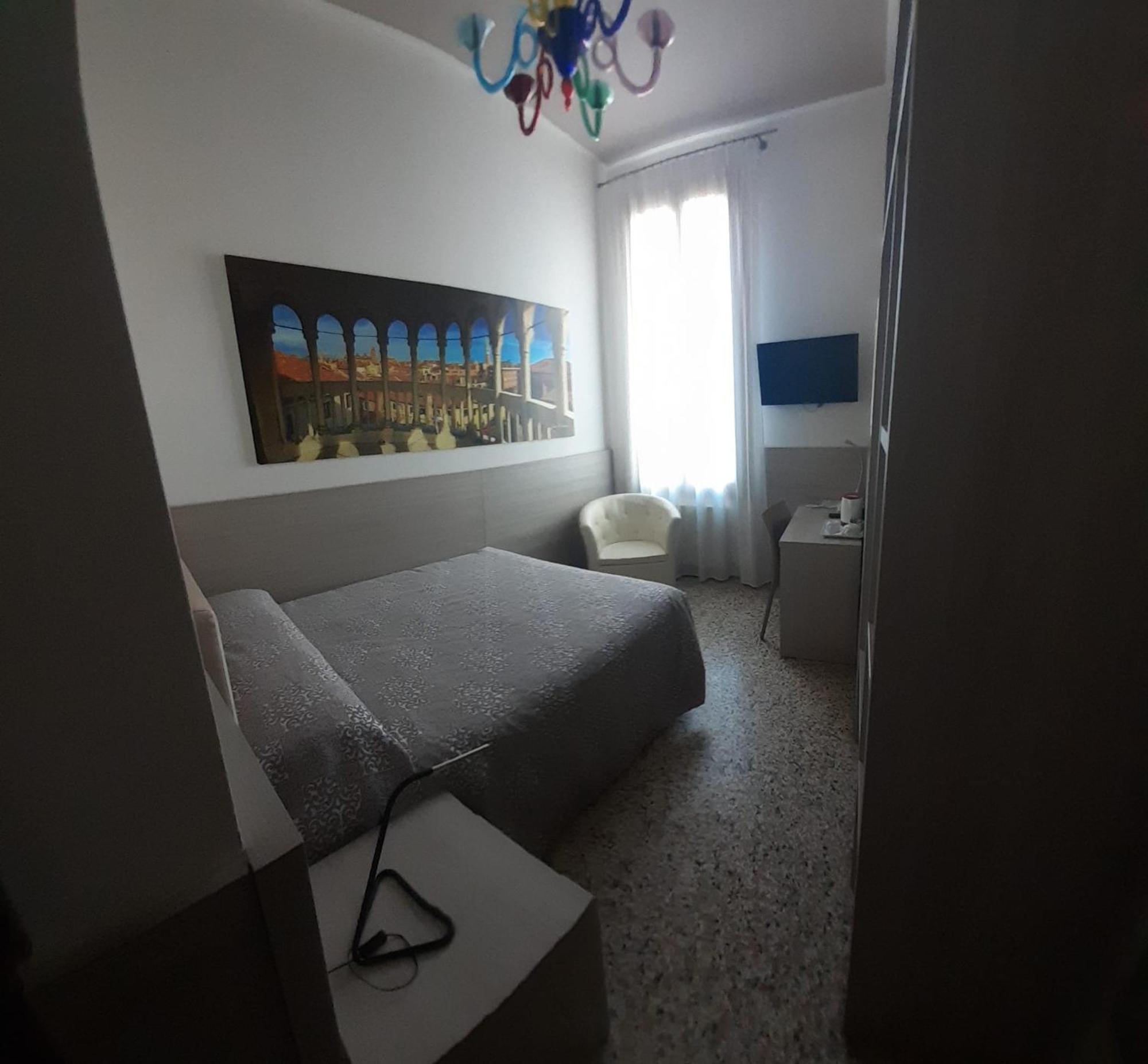 Quarto Duplo Económico