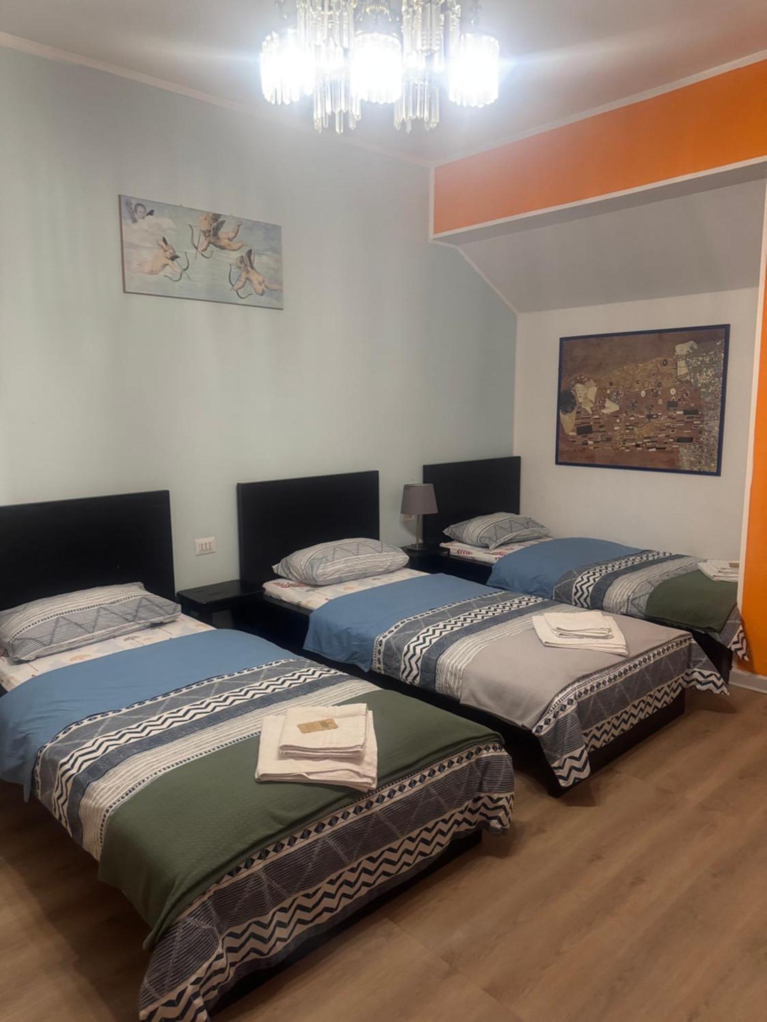Economy Triple Room