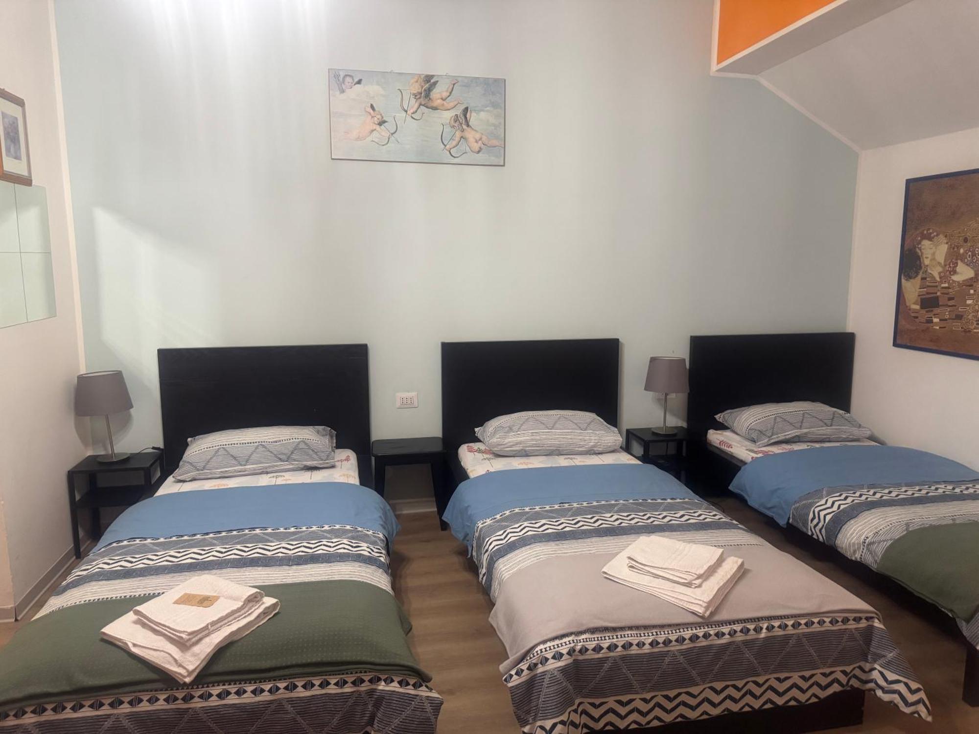 Economy Triple Room
