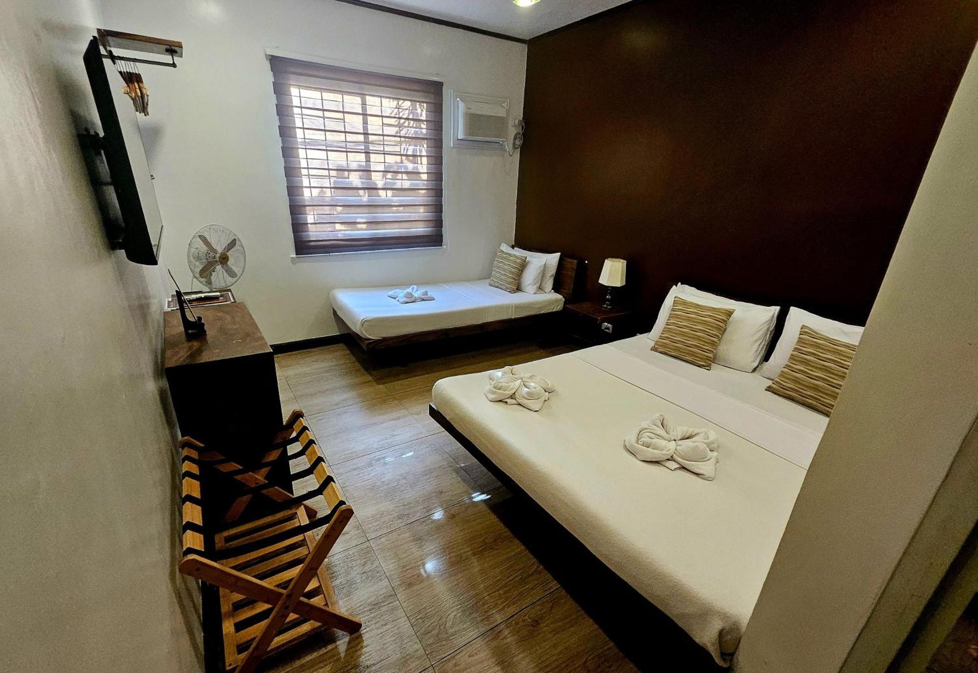 Triple Room Balcony