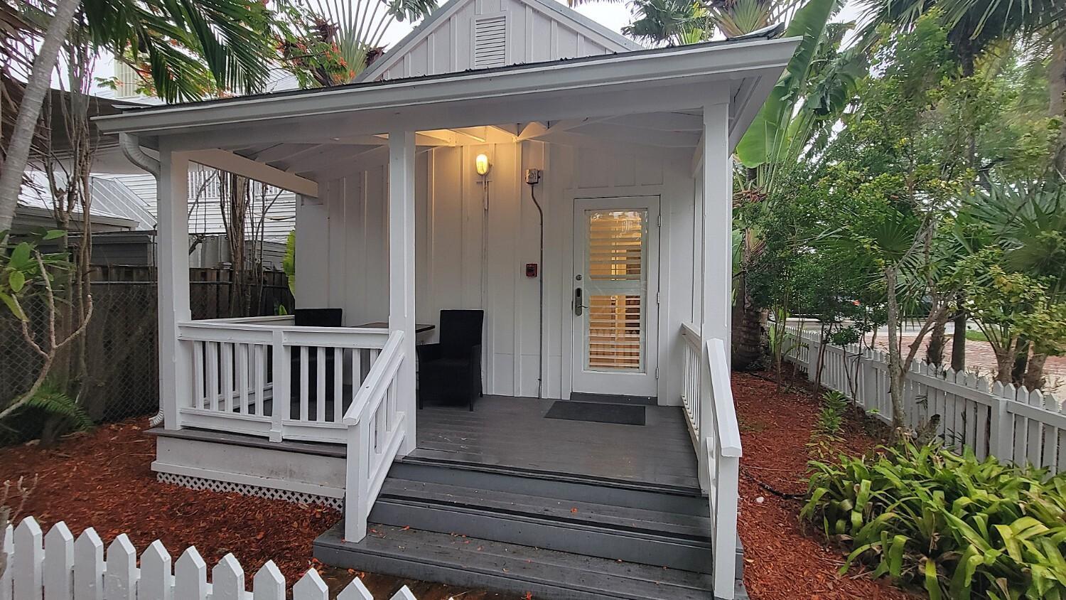 One-Bedroom Cottage