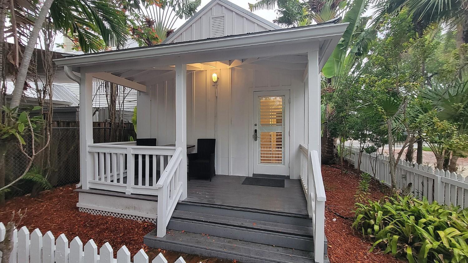 One-Bedroom Cottage
