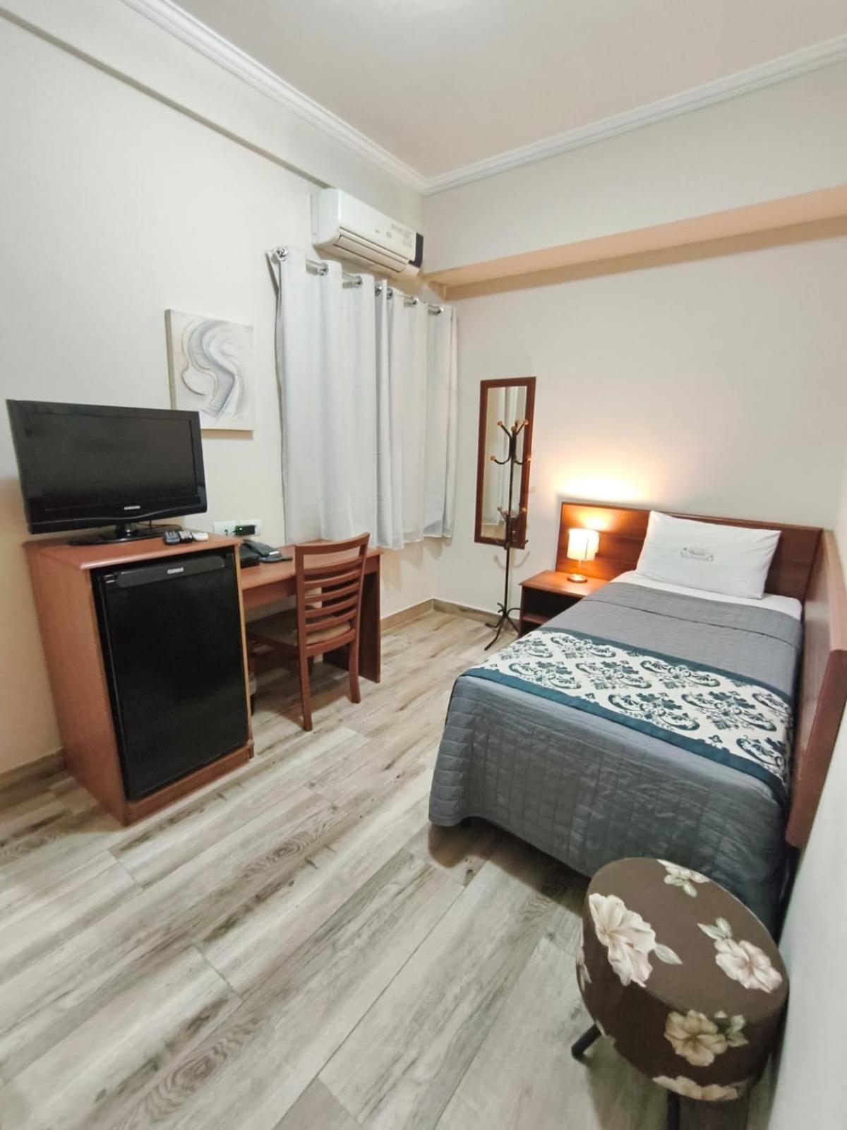 Quarto Individual Standard