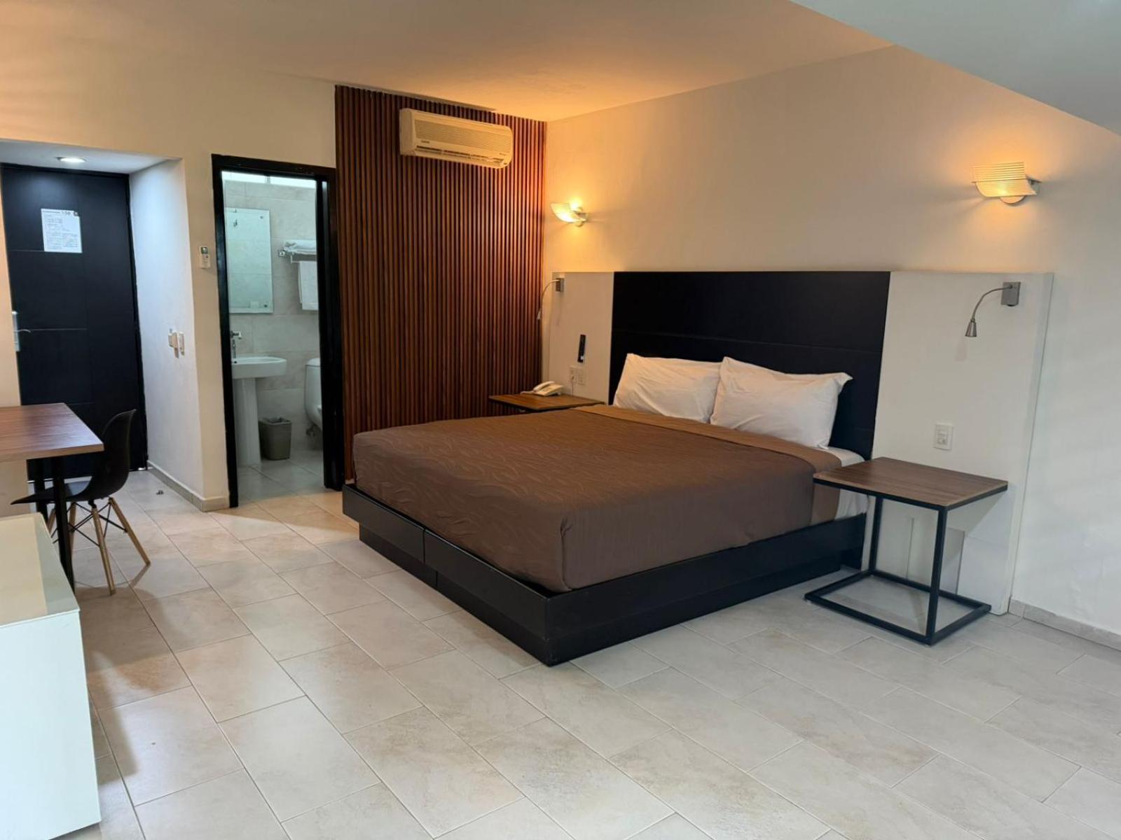 Superior King Room