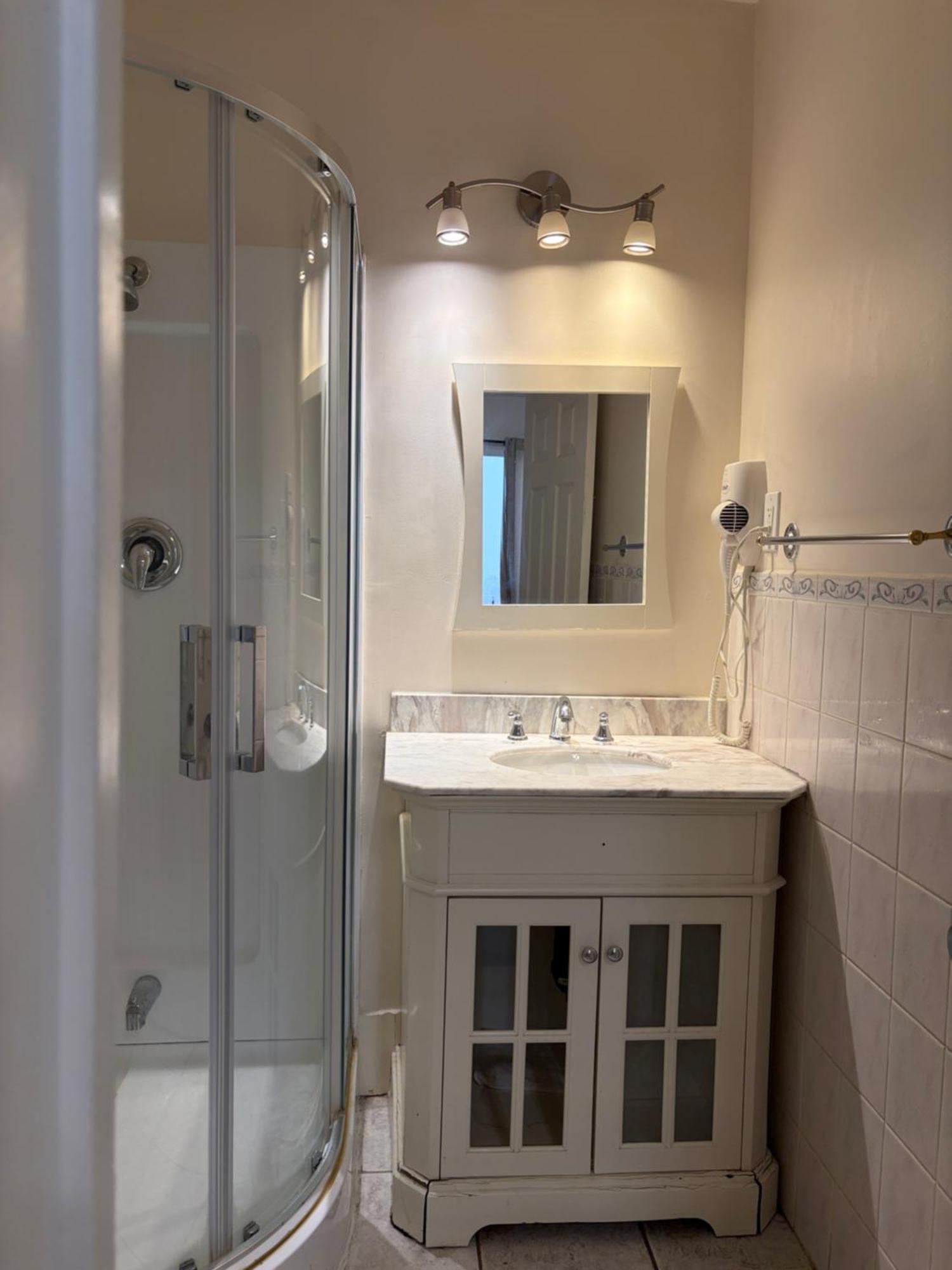 Apartment Suite