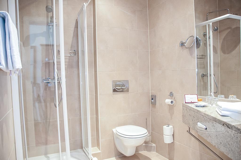 Classic Double Room,1606546256:JPEG