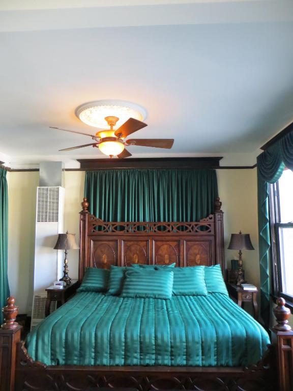 Three-Bedroom Suite