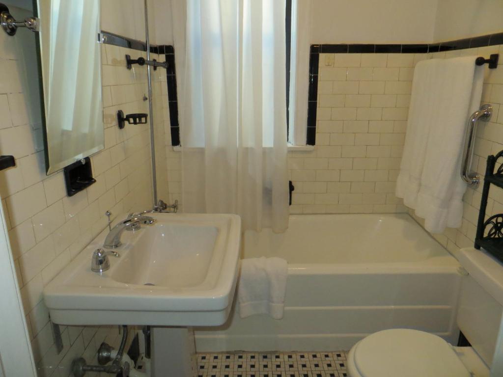 Three-Bedroom Suite