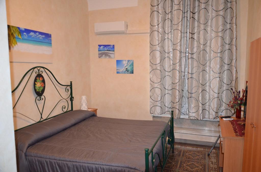 Double Room with Private Bathroom,378378463:JPEG