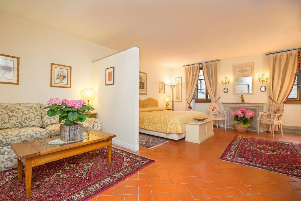 Junior Suite,710632651:JPEG