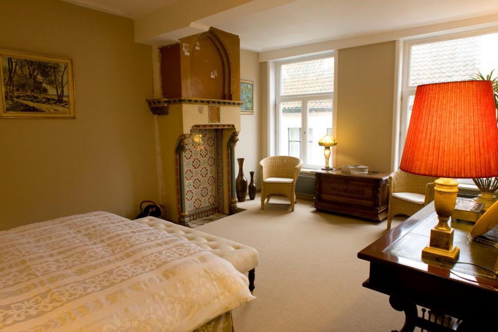 Special Offer - Double Room,46626646:JPEG