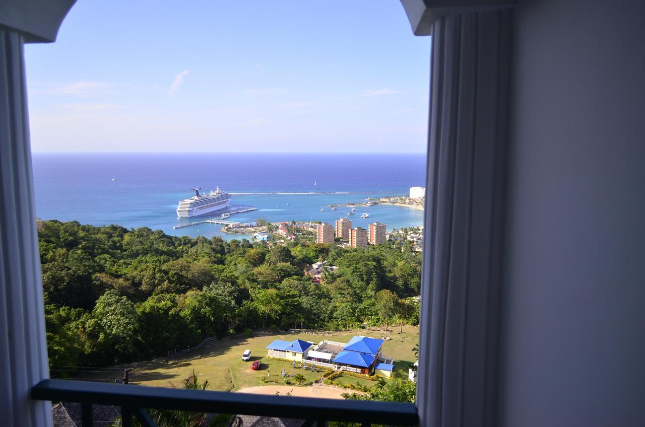 Junior Suite Balcony
