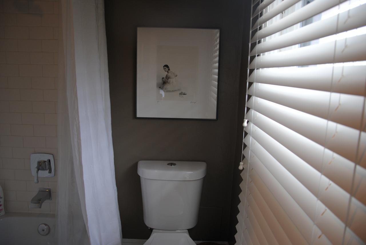 Bedroom 3 Deluxe Double Room Private Bathroom