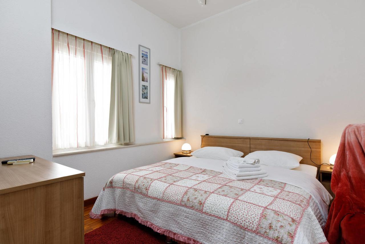 Double Room,630283053:JPEG