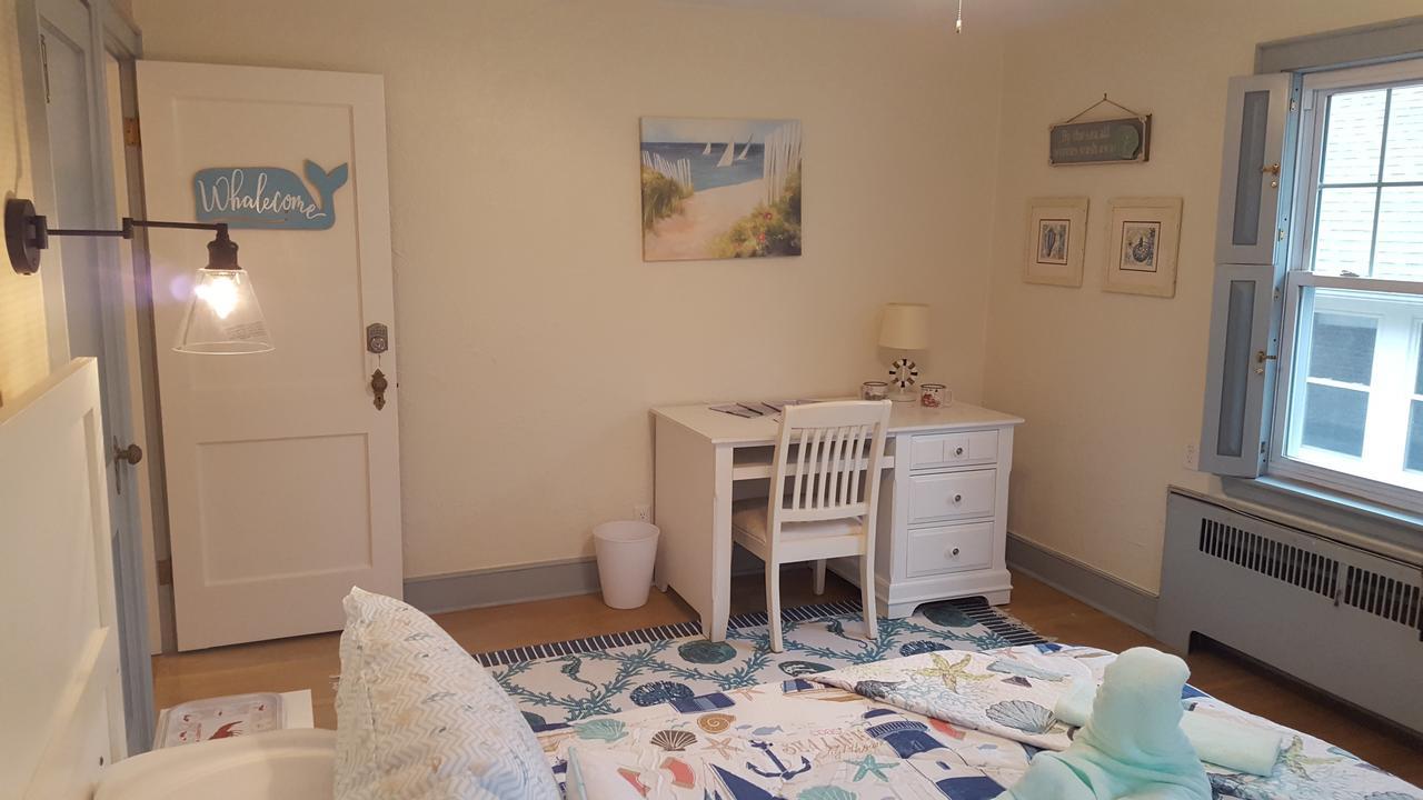 Queen Room with Shared Bathroom
